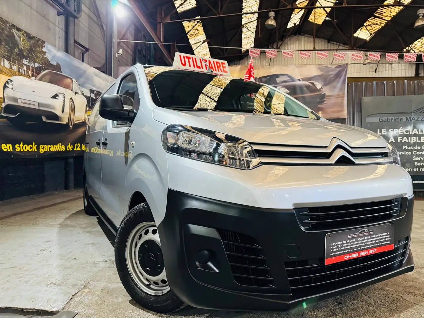 Citroen Jumpy 2.0Blue HDI 3Places Automatique TVAC Argento - 2