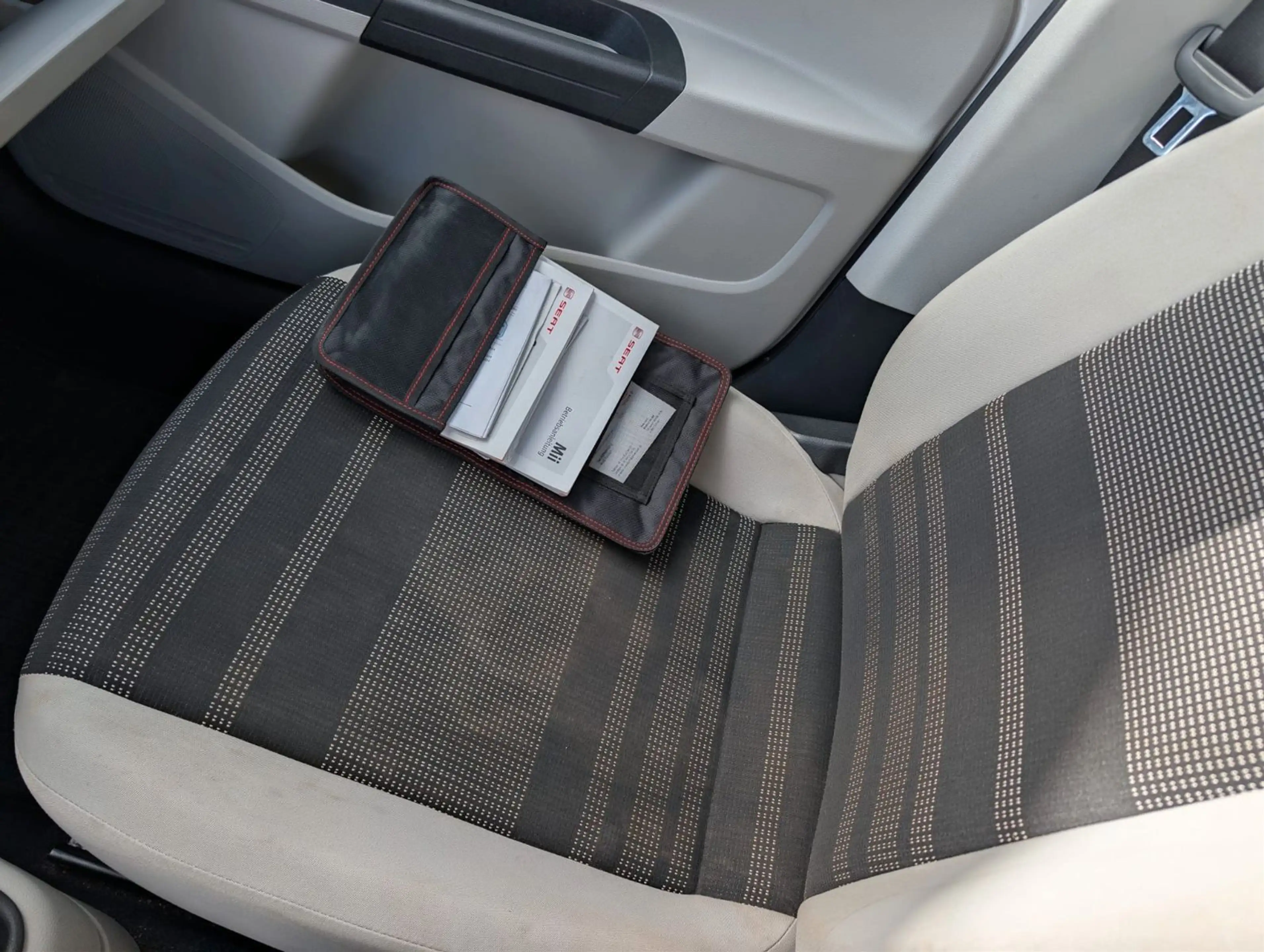 SEAT Mii Style Salsa Tempomat — photo 14