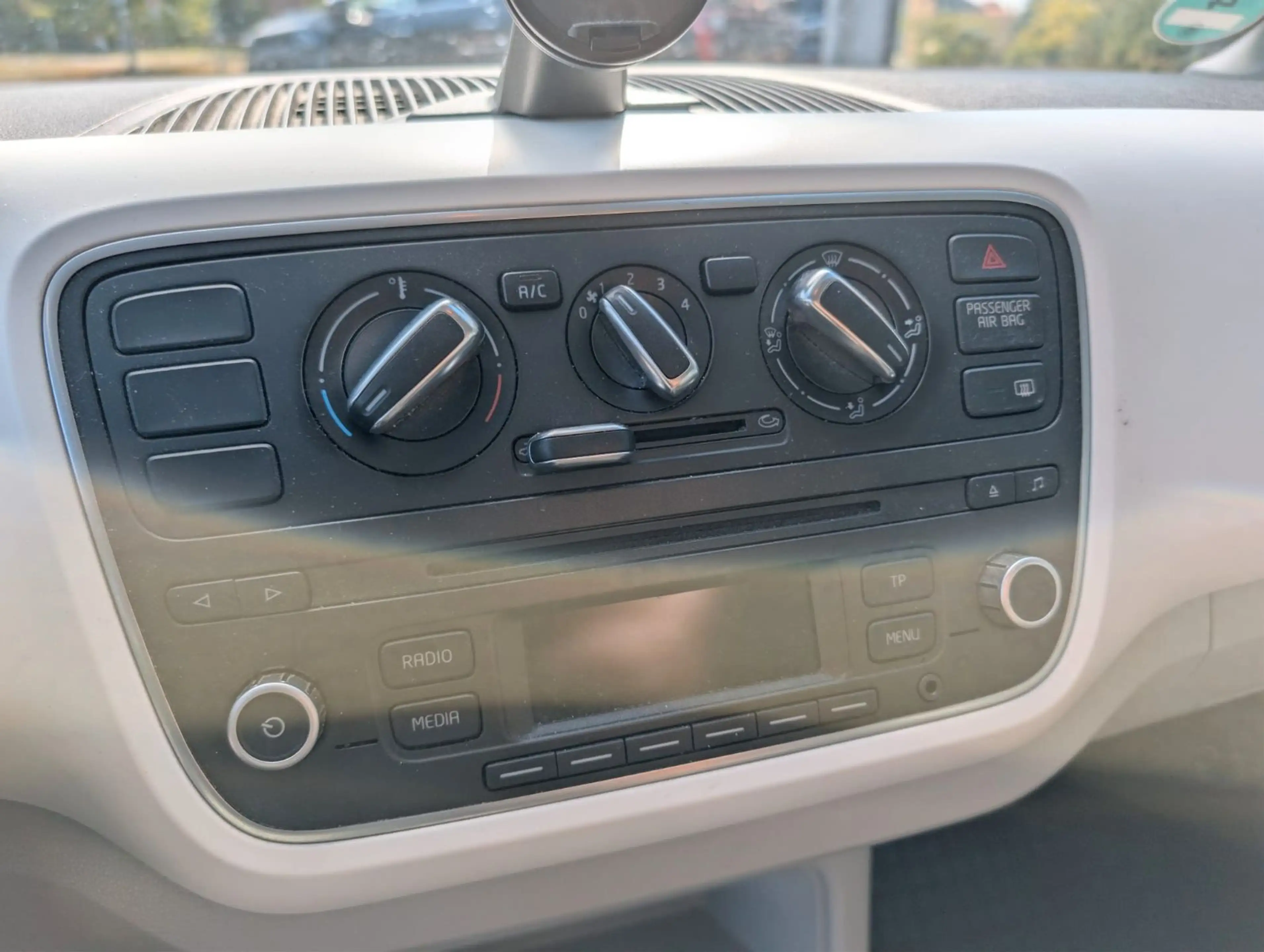 SEAT Mii Style Salsa Tempomat — photo 12
