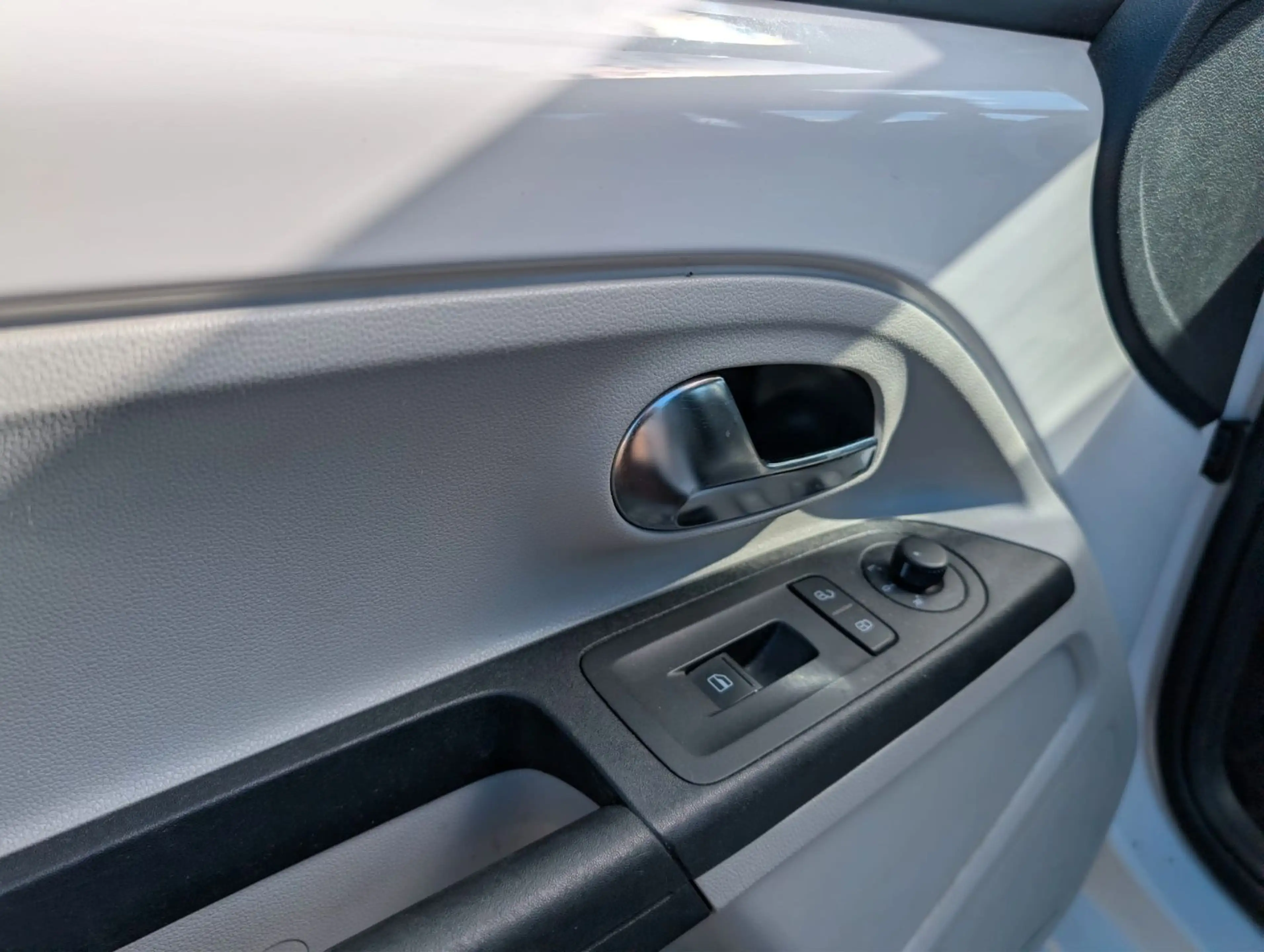 SEAT Mii Style Salsa Tempomat — photo 9