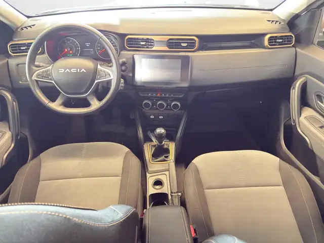 Dacia Duster view 11