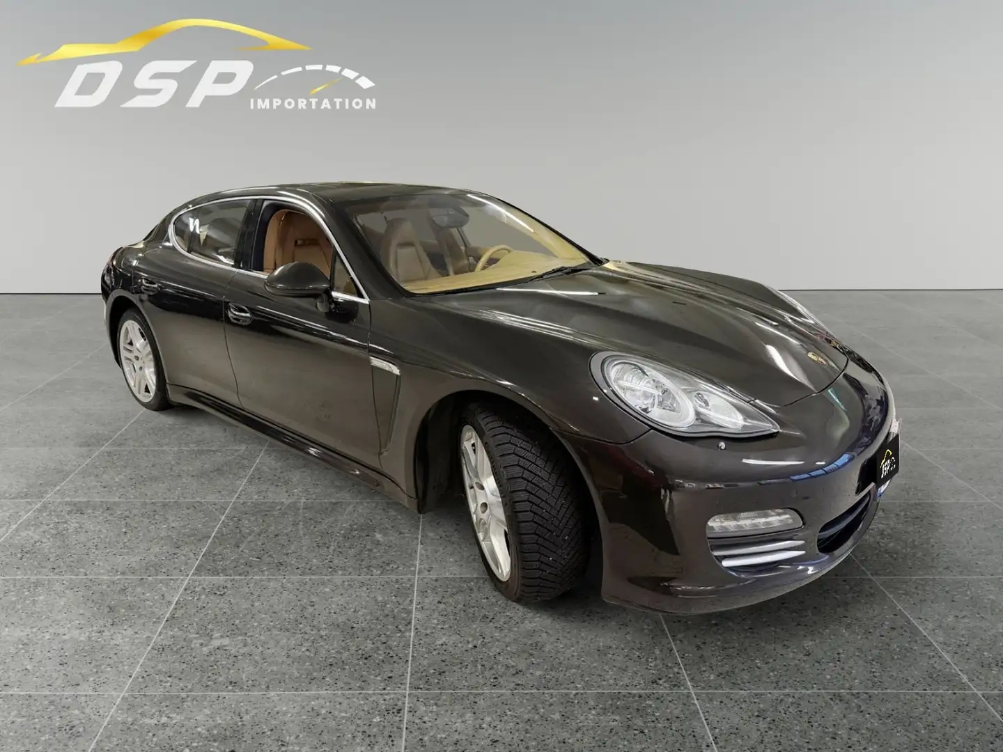 Porsche Panamera 4S PDK Grau - 2