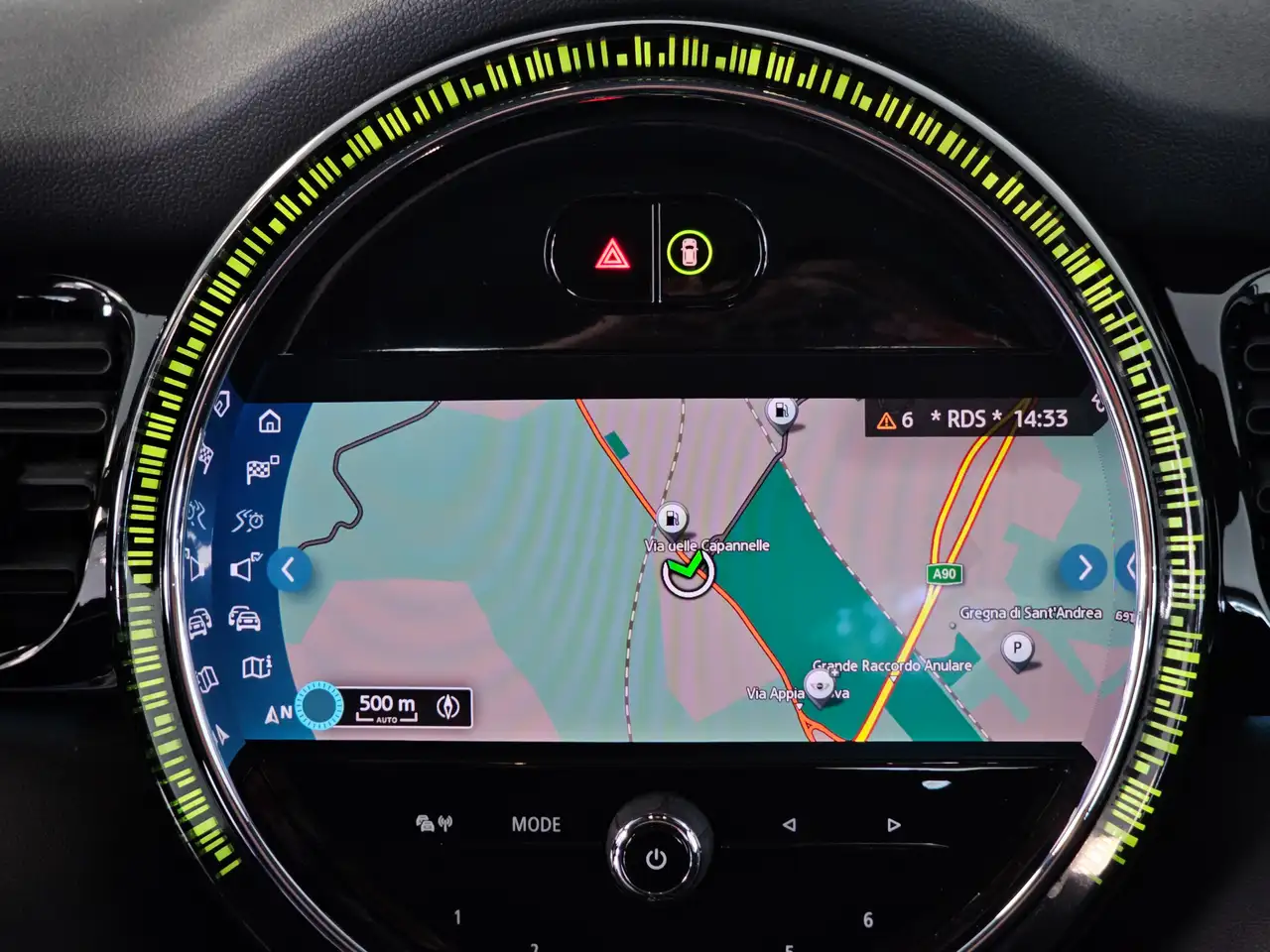 MINI Cooper 3p 1.5 Essential Premium Virtual Cockpit 13