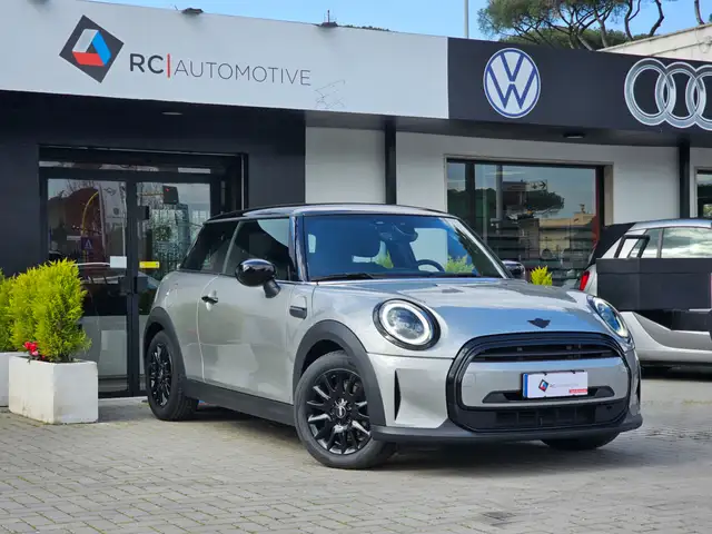 MINI Cooper 3p 1.5 Essential Premium Virtual Cockpit