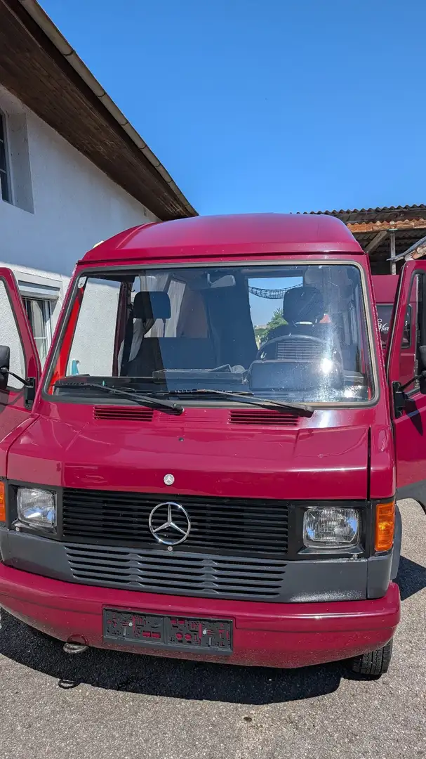 Mercedes-Benz 208 D/33 2,8 t 3,35 m - 1