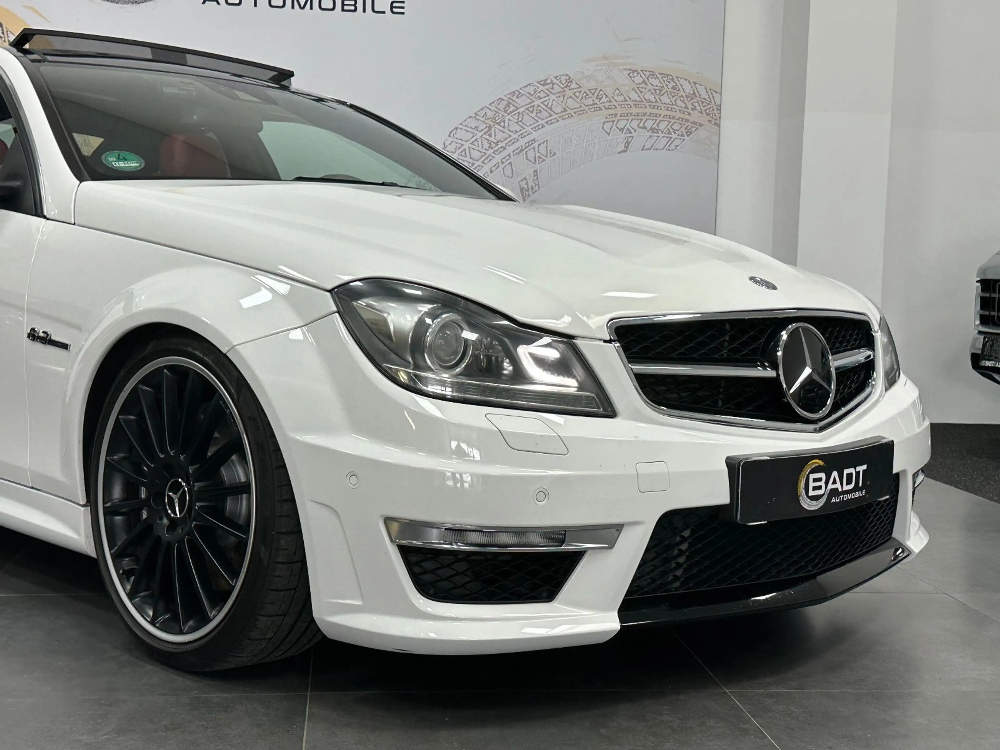 Mercedes-Benz C 63 AMG Coupe*PANO*H&K*19"*BREMSE NEU* — photo 6