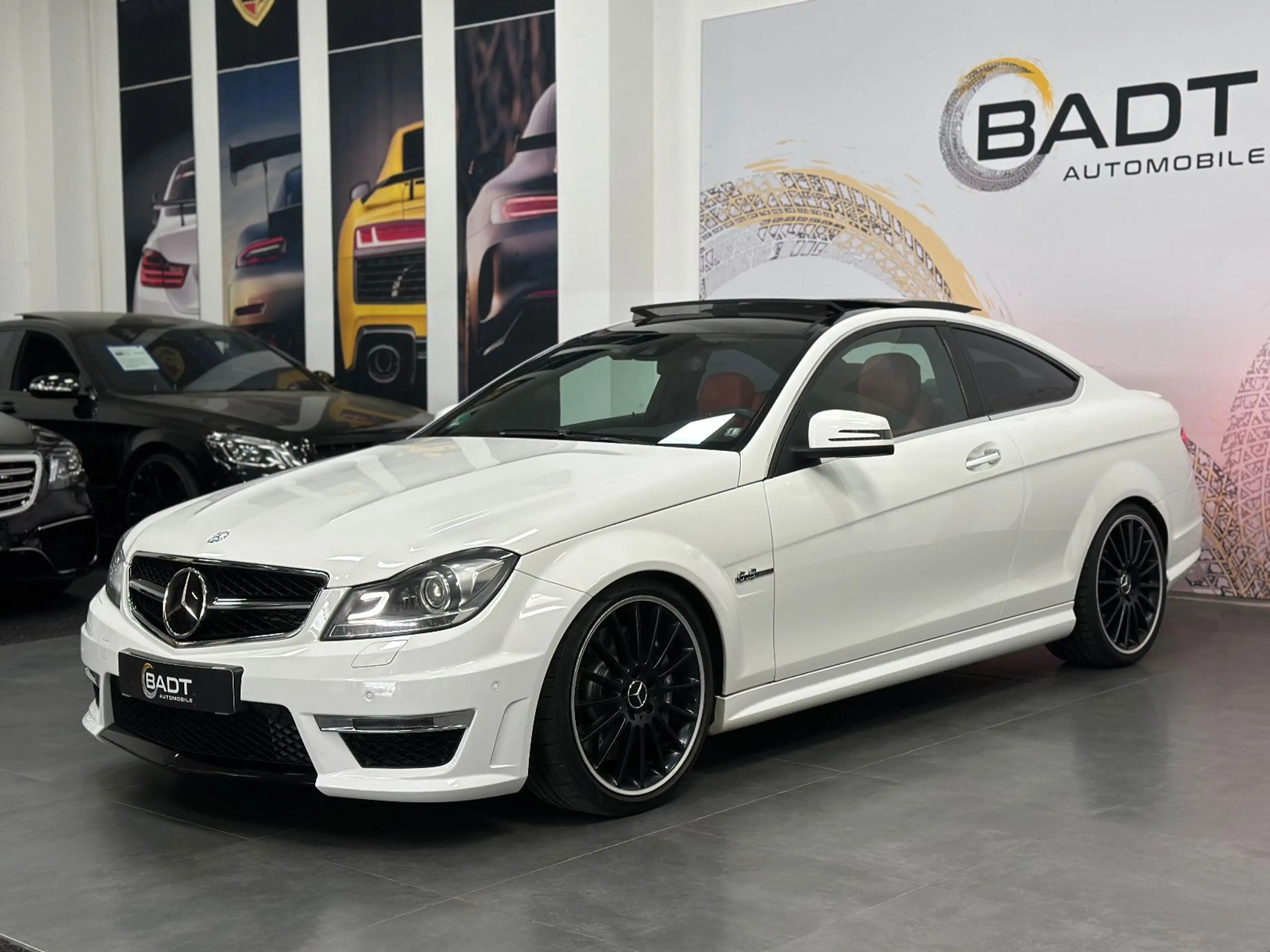Mercedes-Benz C 63 AMG Coupe*PANO*H&K*19"*BREMSE NEU* — photo 2