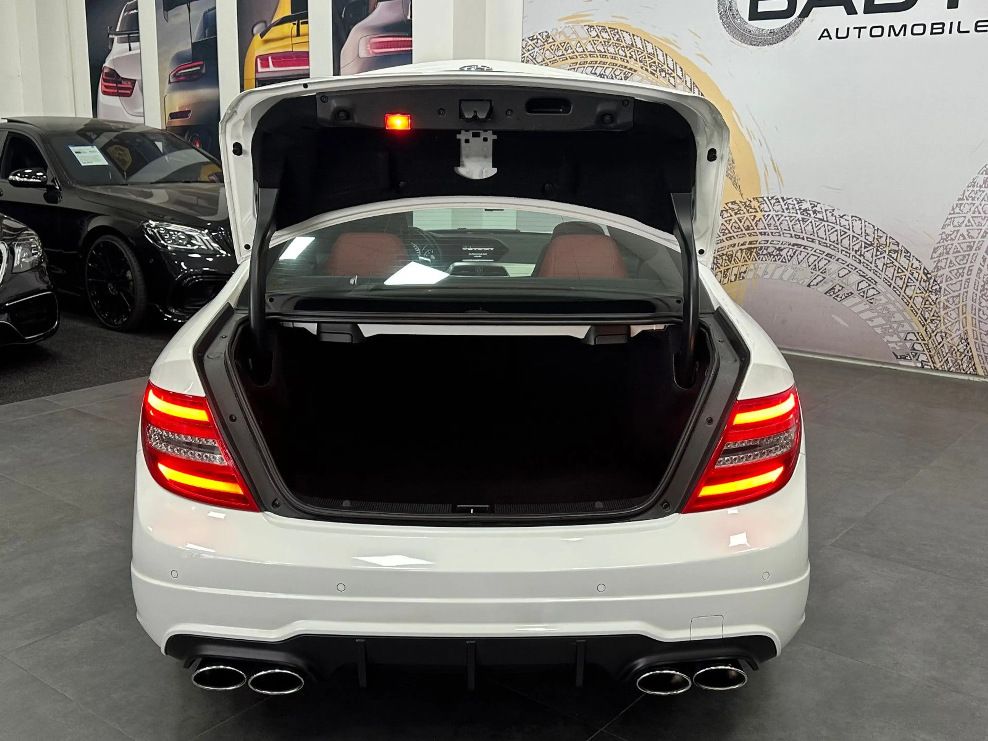 Mercedes-Benz C 63 AMG Coupe*PANO*H&K*19"*BREMSE NEU* — photo 11
