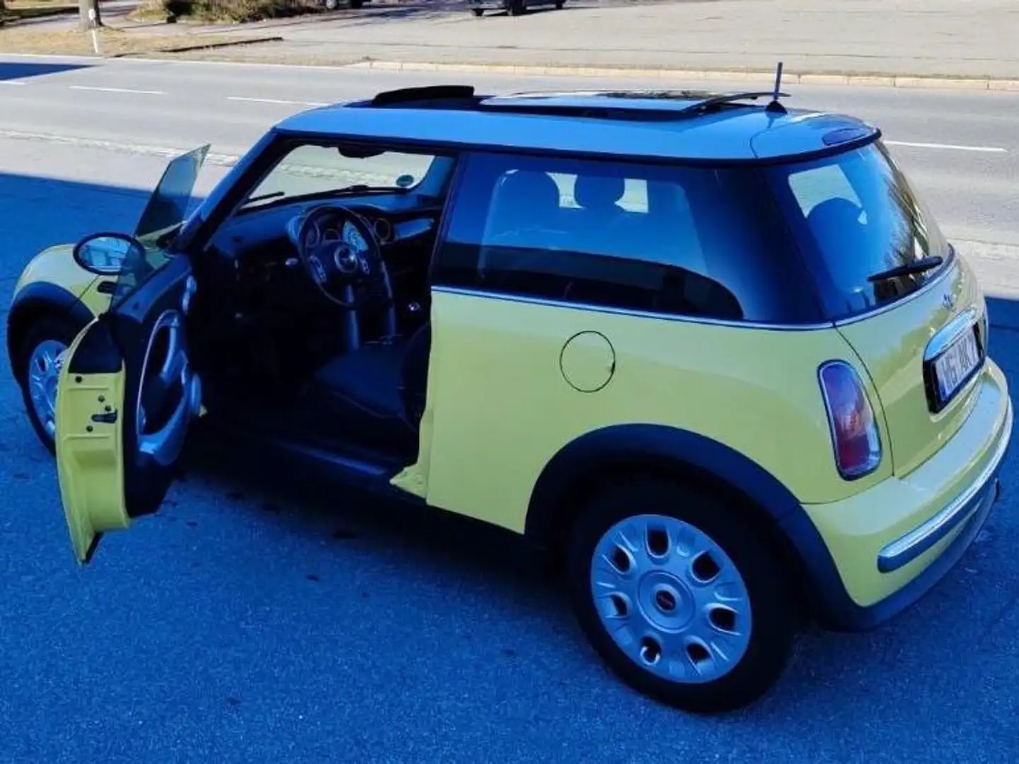MINI Cooper Mini Cooper Gelb - 1