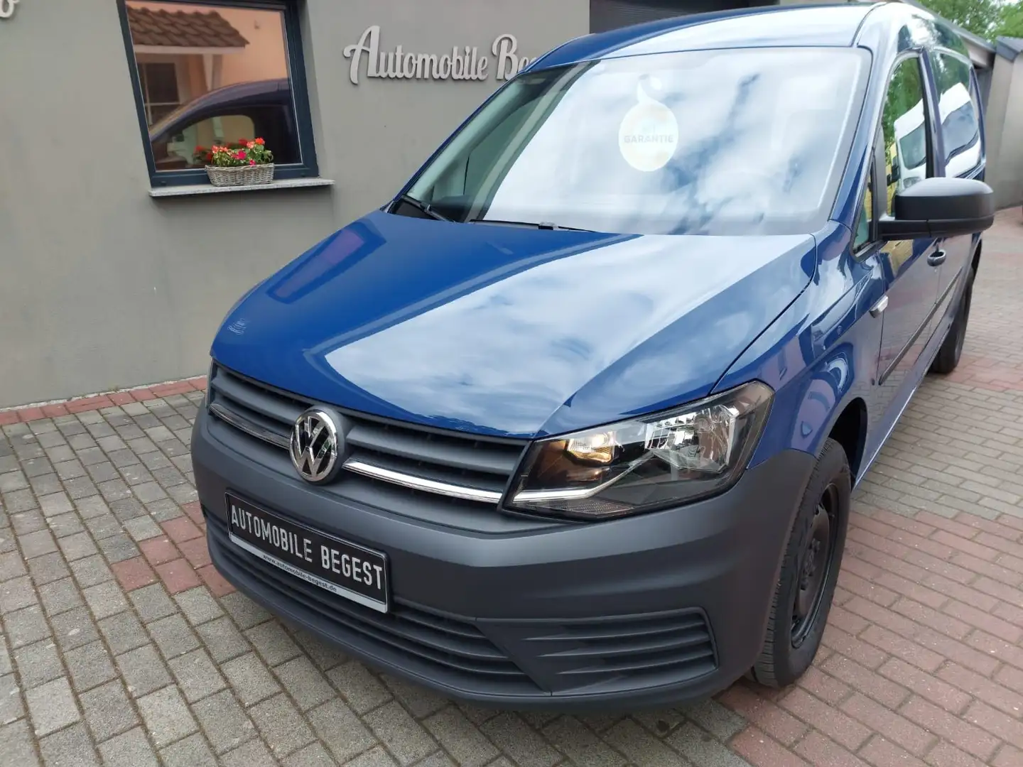 Volkswagen Caddy Maxi 2.0TDi 102PS+AHK+35TKM+1.HD+NEUWERTIG Bleu - 1