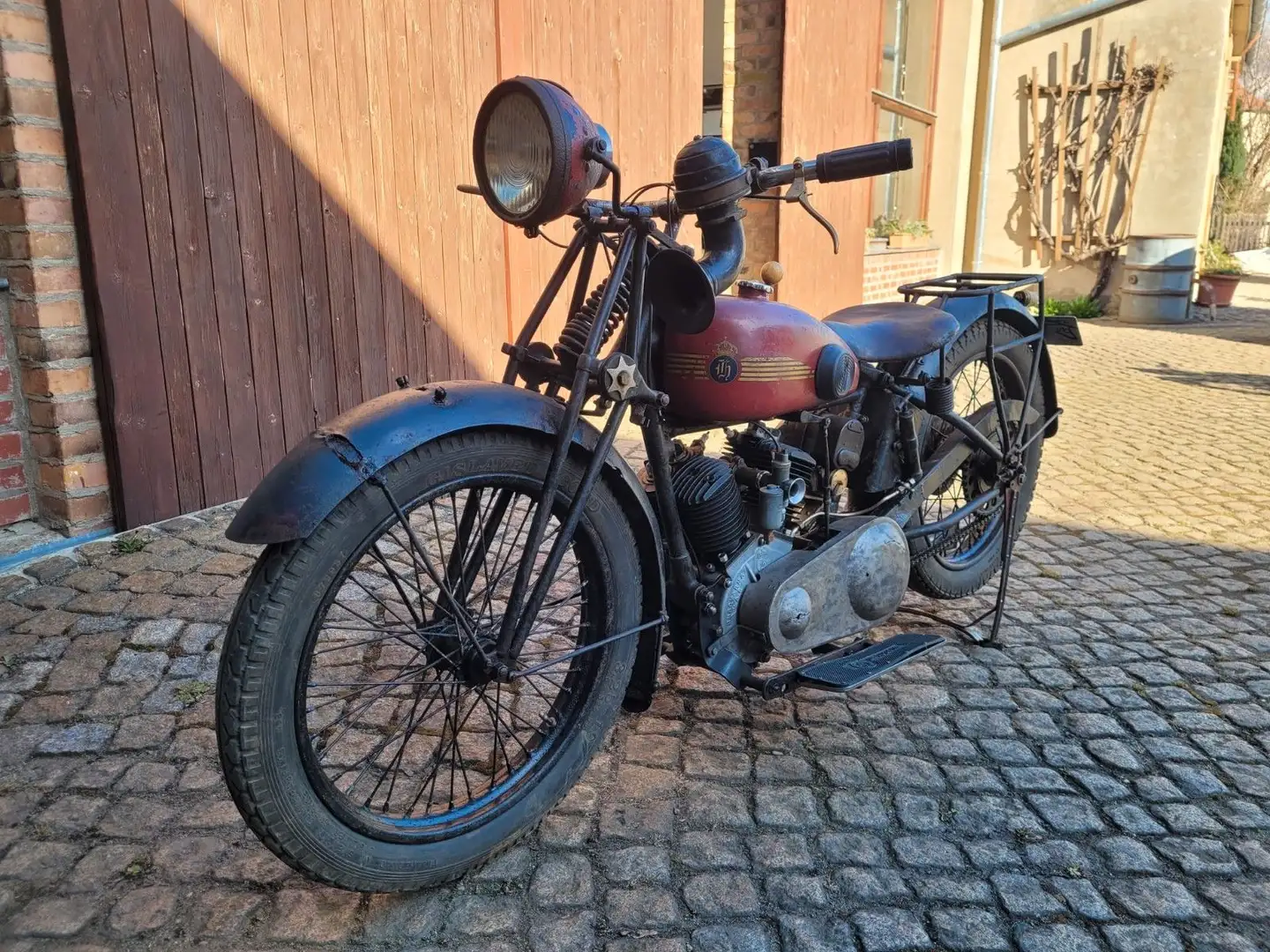Husqvarna V2 - 550cc - Bj. 1931 - 1