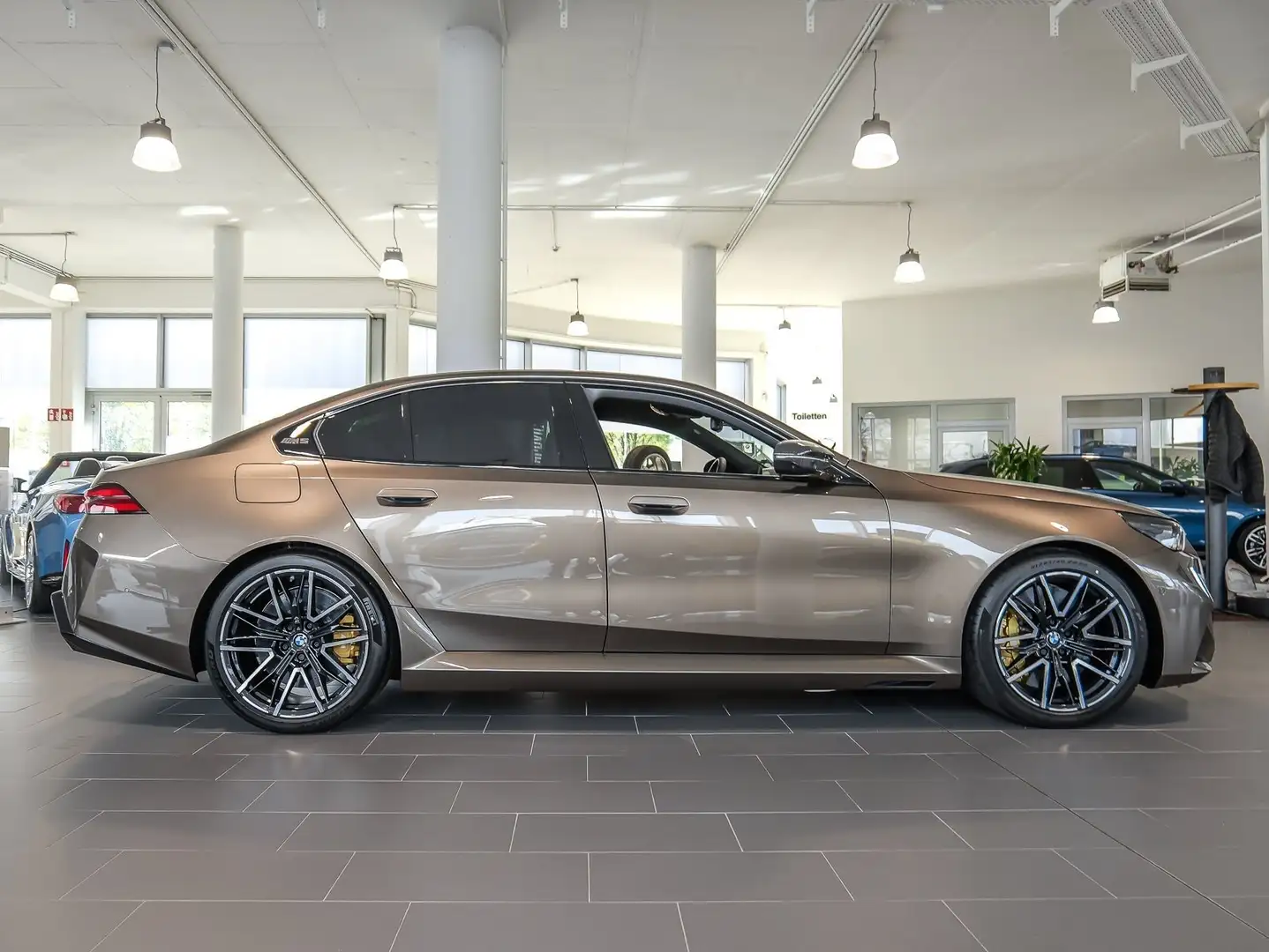 BMW M5 Limousine 0,5% Versteu. INIDIVIDUAL Ultimate Packa Gris - 2