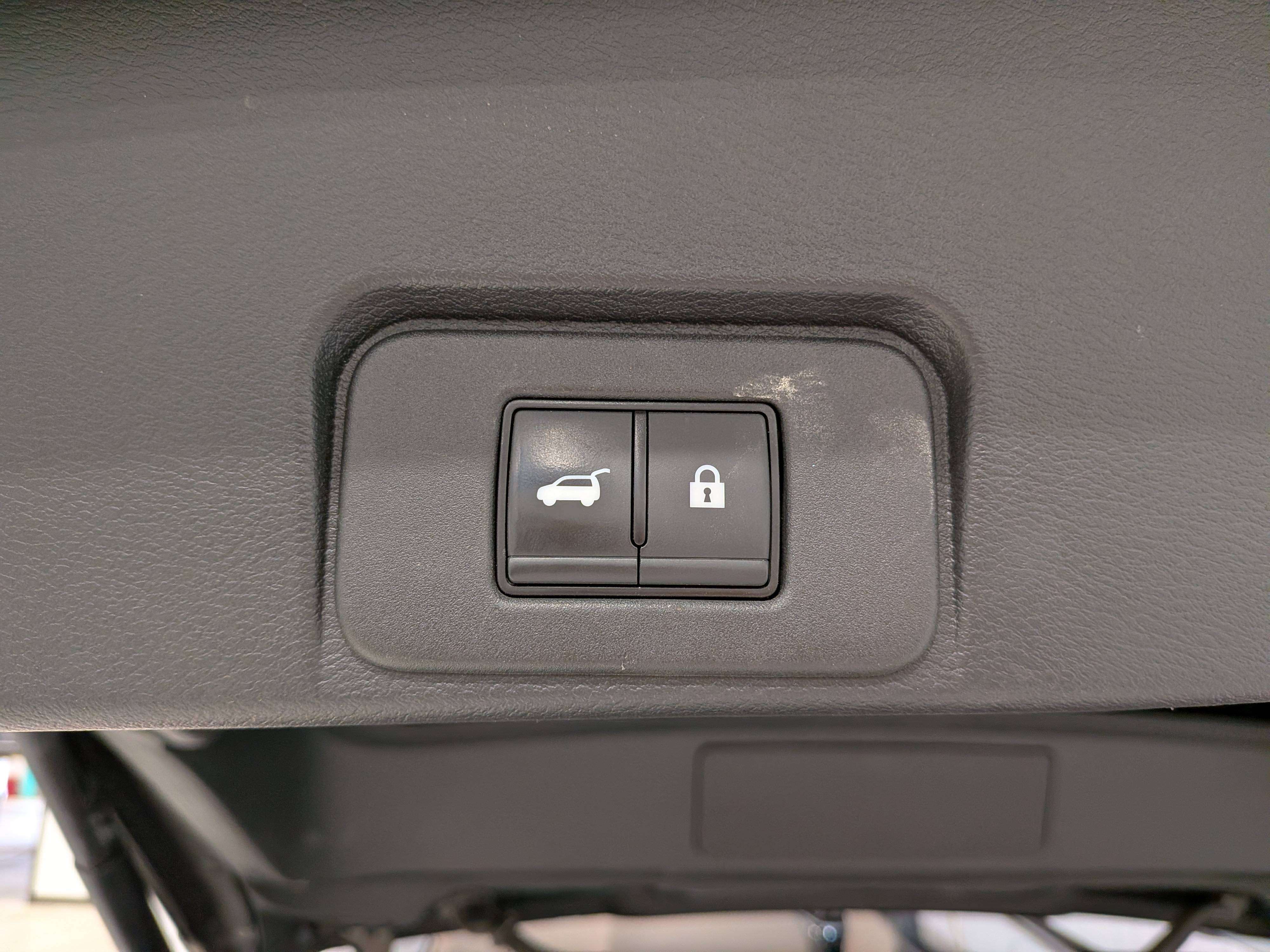 Nissan Rogue 2023