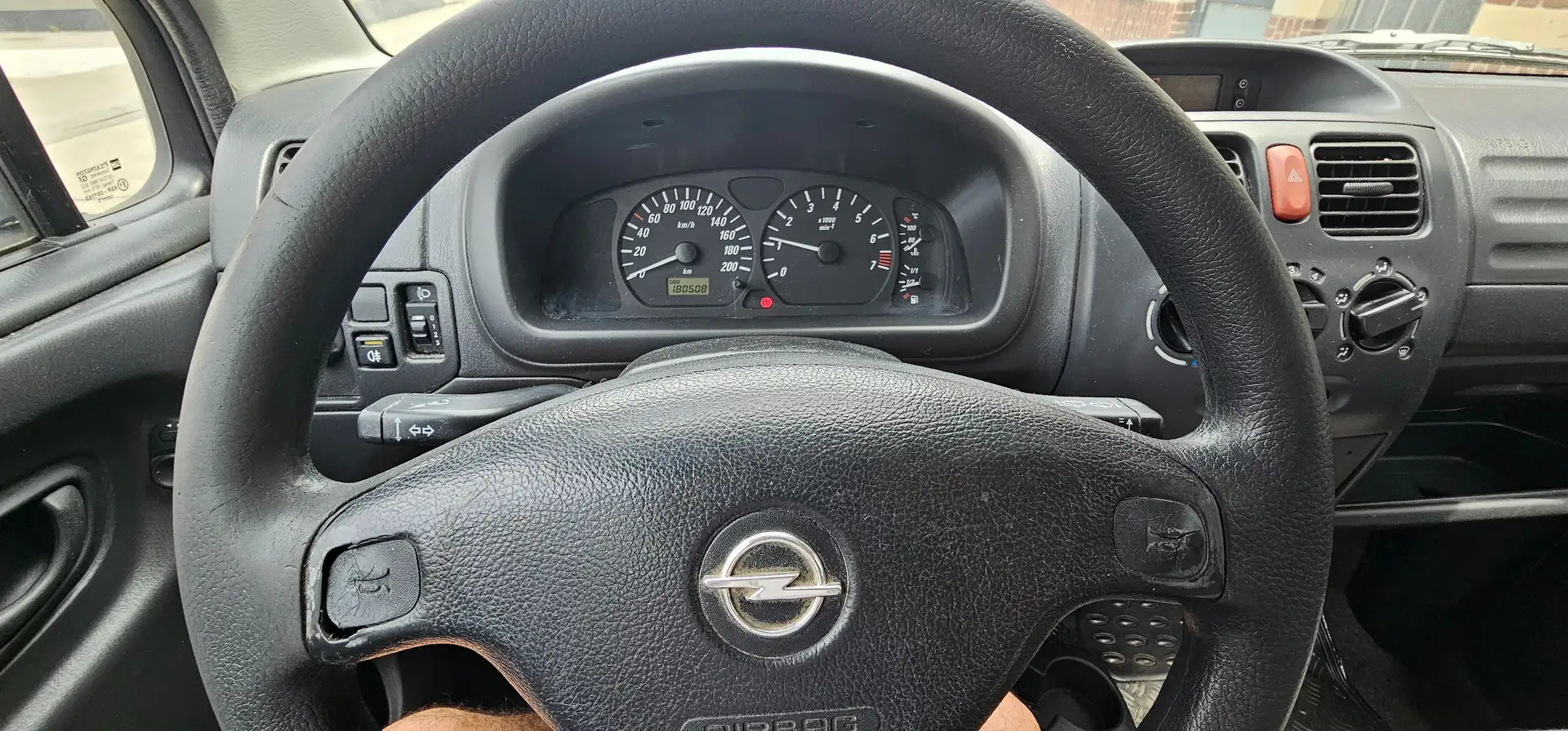 Opel Agila Agila 1.2 16 V Argent - 1