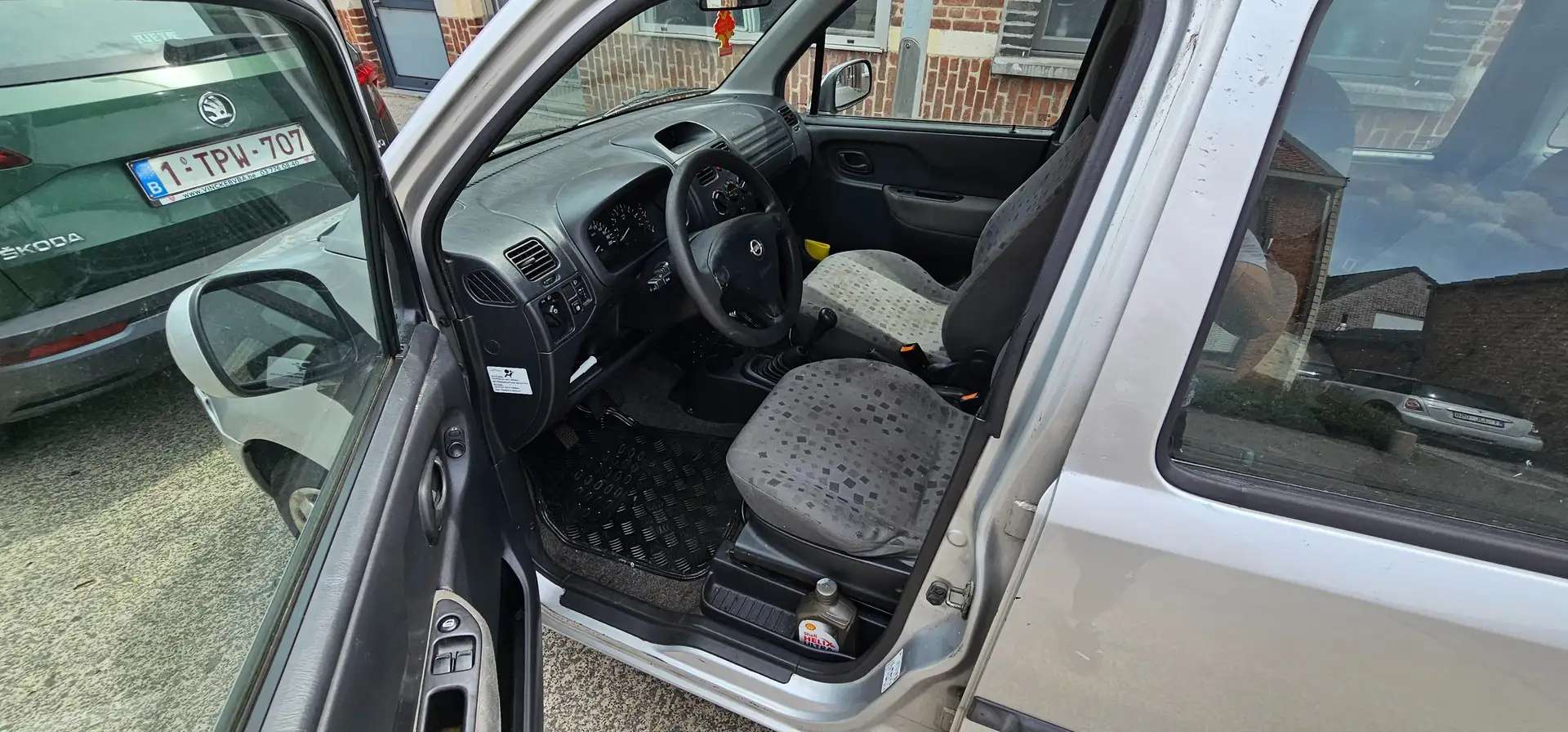 Opel Agila Agila 1.2 16 V Argent - 2