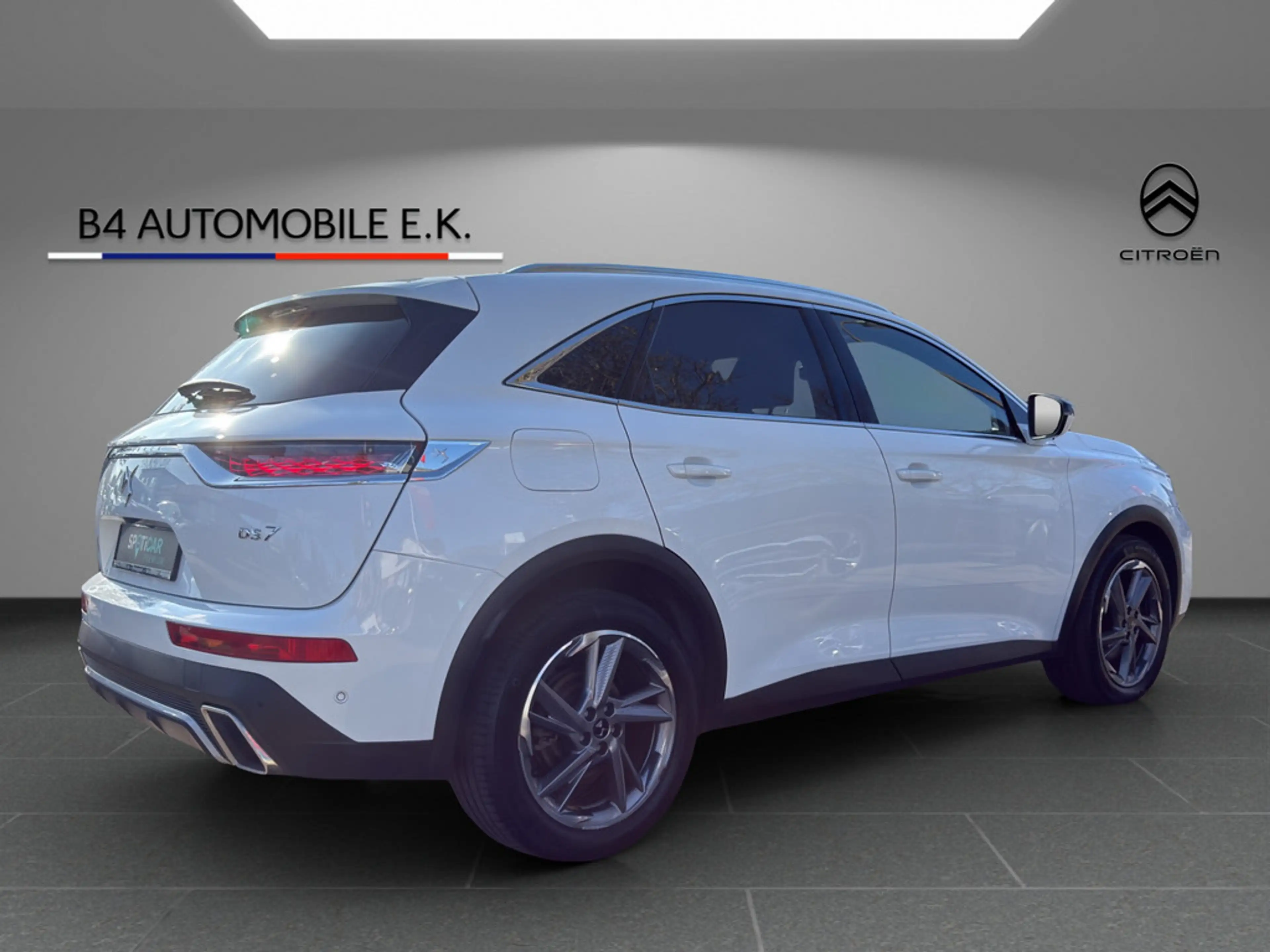 DS Automobiles DS 7 E-Tense 225 Grand Chic LEDER NAVI LED — photo 5