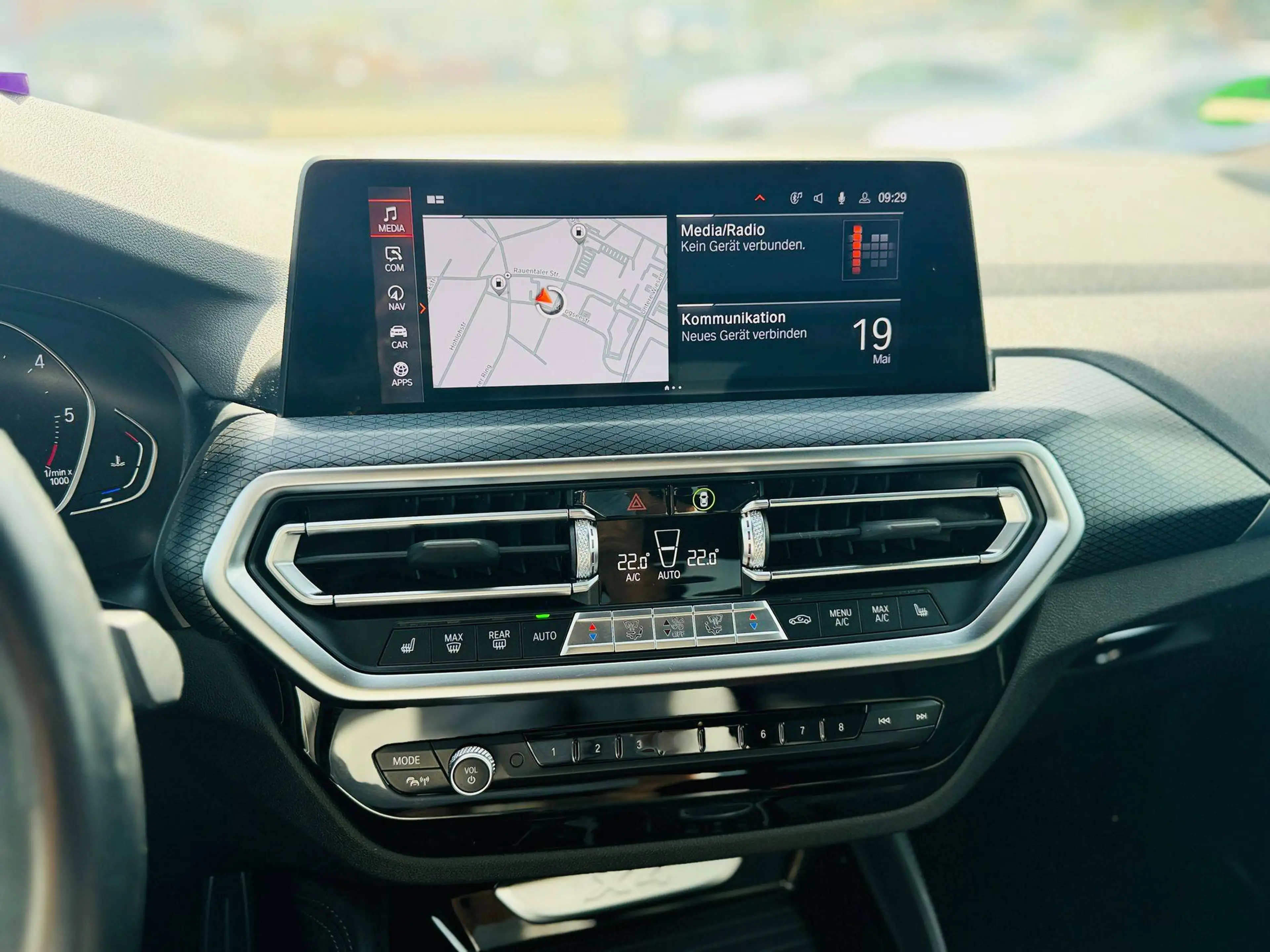 BMW X4 xDrive 20 d M Sport Hybrid Diesel — photo 14
