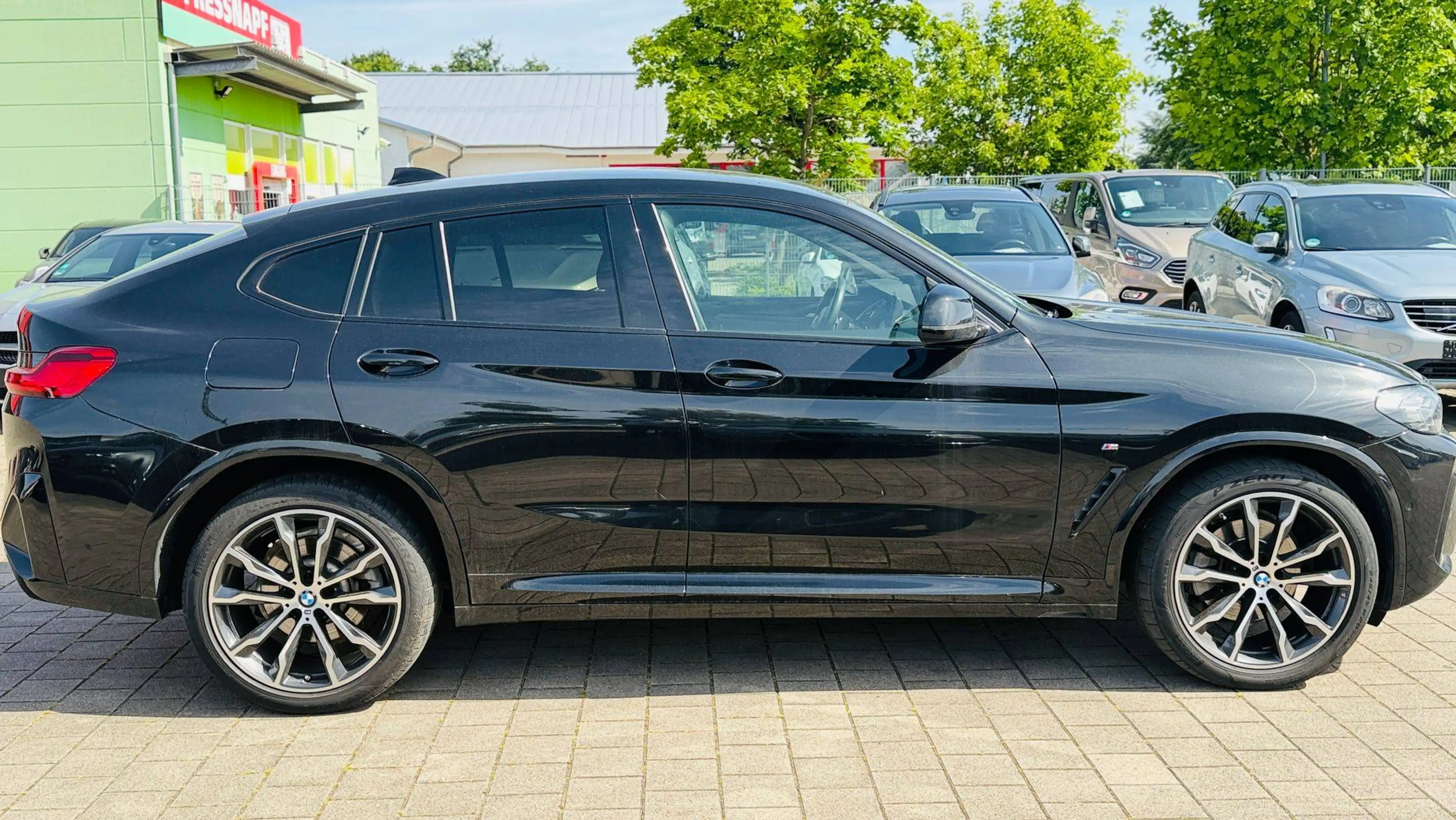 BMW X4 xDrive 20 d M Sport Hybrid Diesel — photo 27