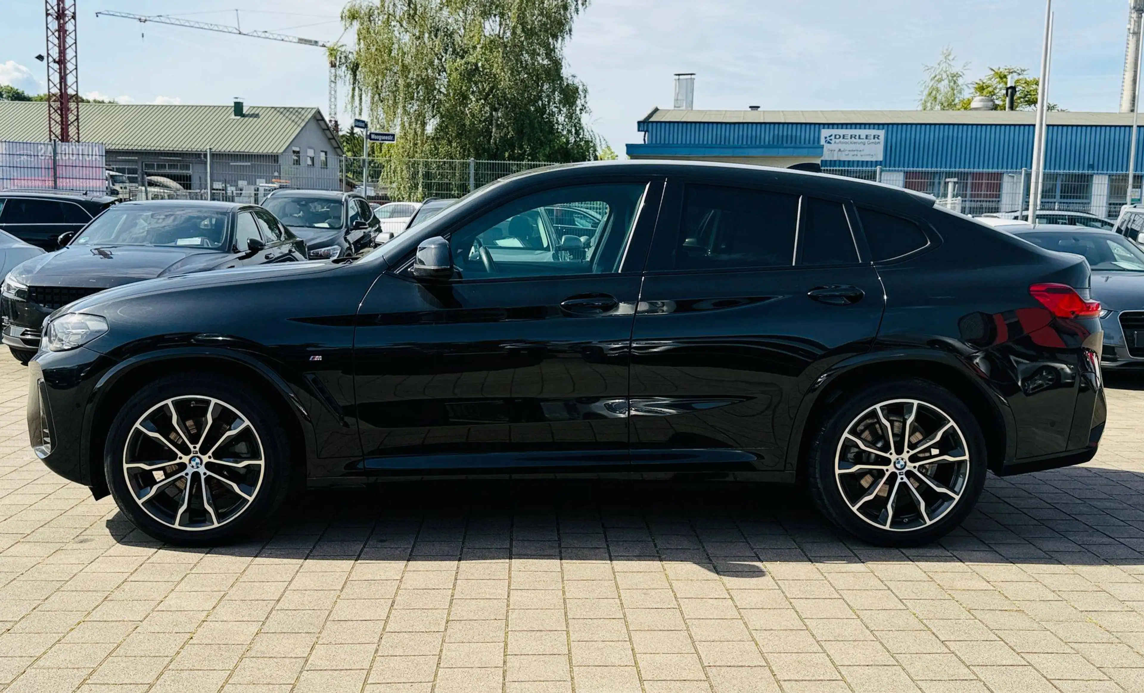 BMW X4 xDrive 20 d M Sport Hybrid Diesel — photo 28