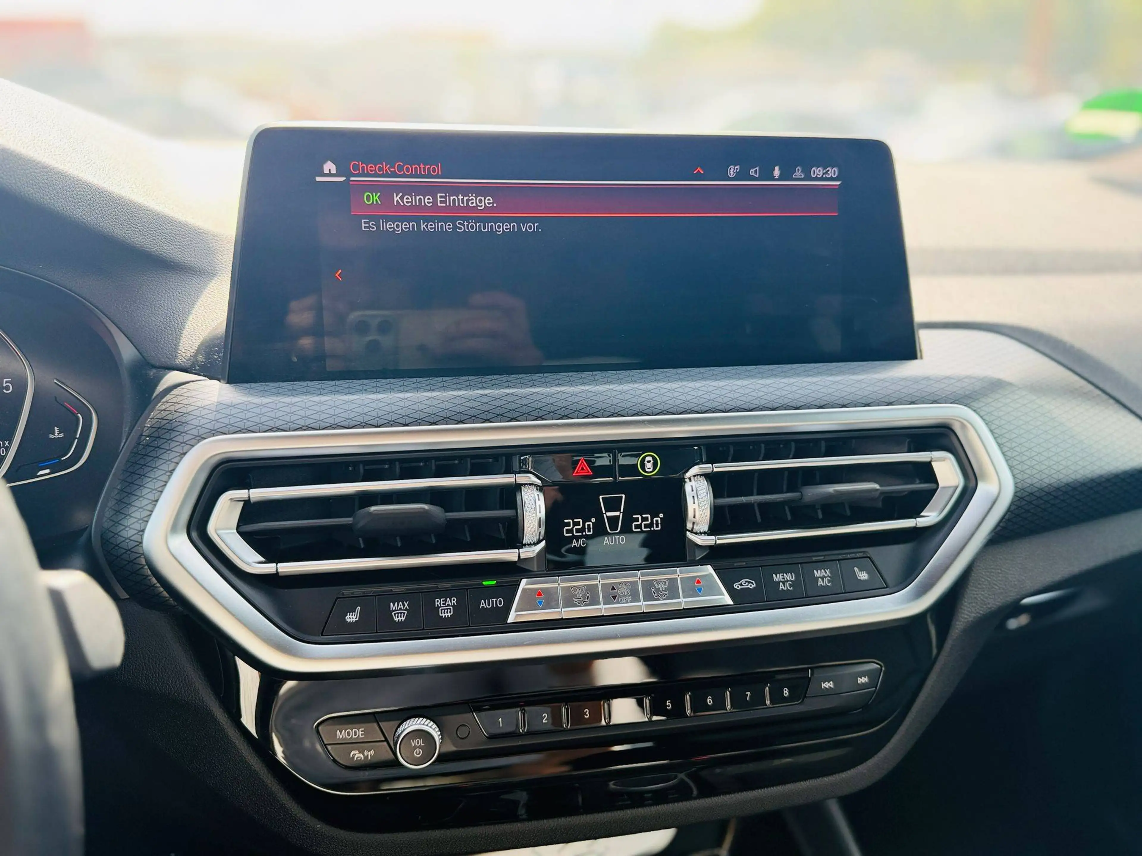 BMW X4 xDrive 20 d M Sport Hybrid Diesel — photo 19