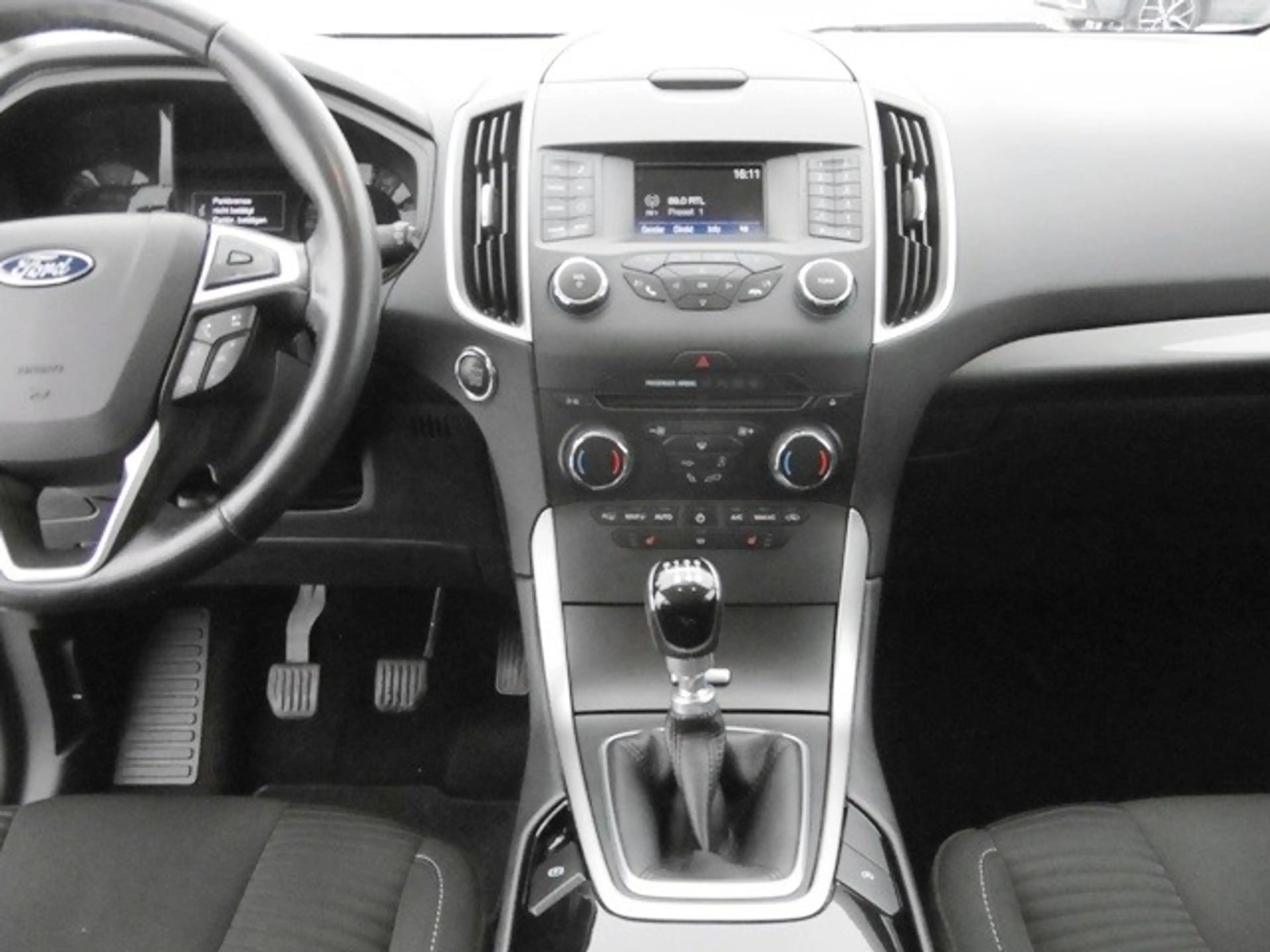 Ford S-Max 1.5 EcoBoost Trend Klima Sitzheizung Fenster el. — photo 9