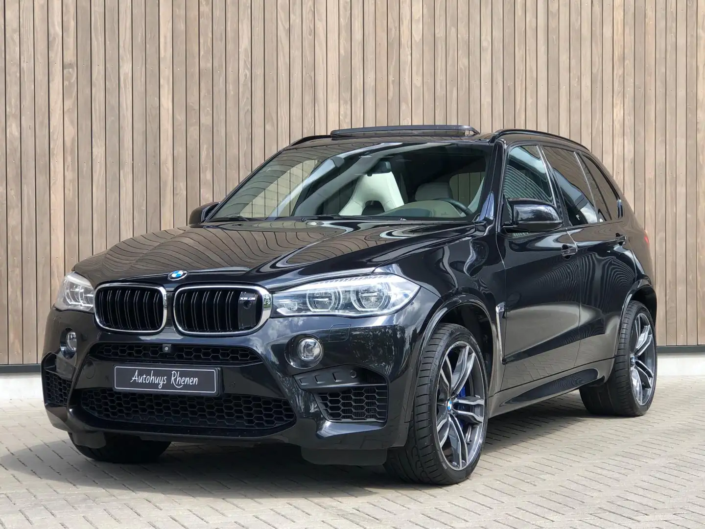 BMW X5 M 4.4 V8 Zwart |575 PK| Zwart - 2