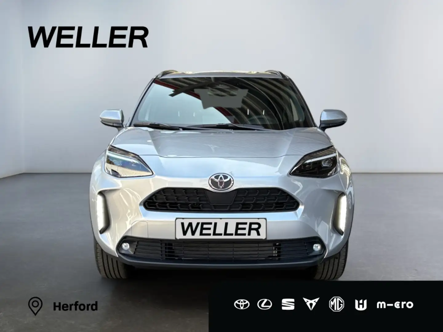 Toyota Yaris Cross Hybrid 130 1.5 Teamplayer *Navi*LED* Srebrny - 2