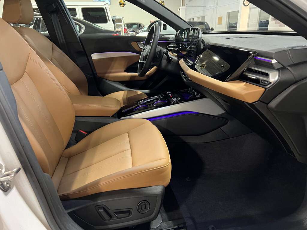 2025 Audi A5 PROGRESSIV quattro GLASS ROOF NAVIGATION ADPTIVE C thumb 28