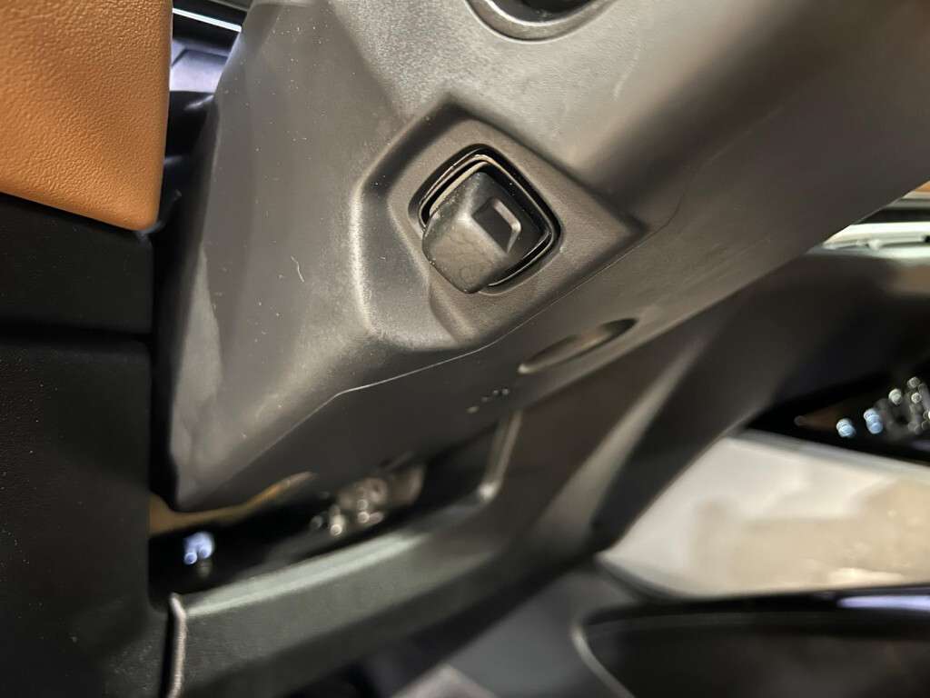 2025 Audi A5 PROGRESSIV quattro GLASS ROOF NAVIGATION ADPTIVE C thumb 39