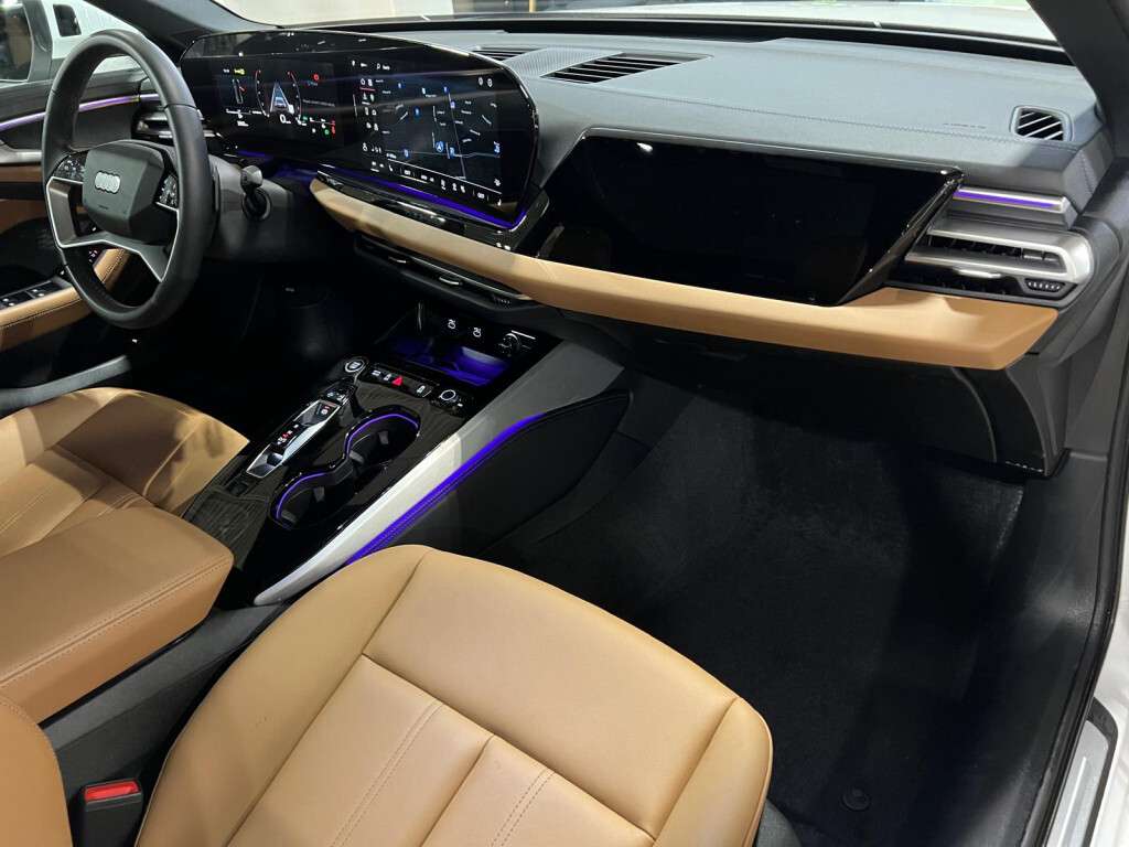 2025 Audi A5 PROGRESSIV quattro GLASS ROOF NAVIGATION ADPTIVE C thumb 29