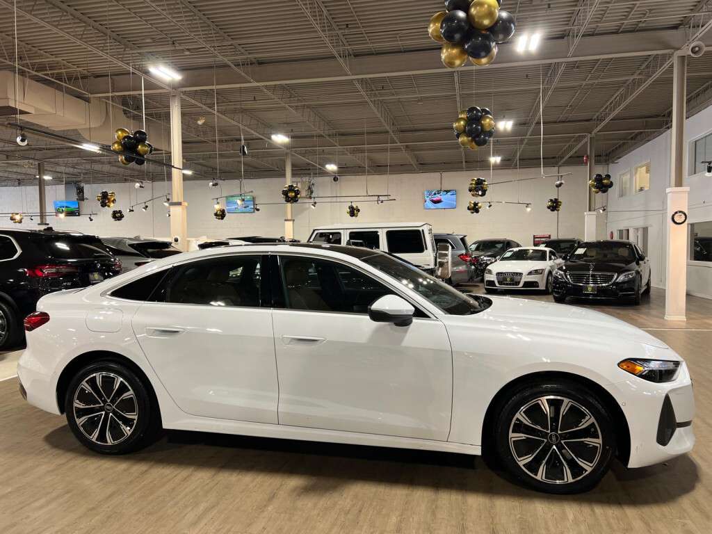 2025 Audi A5 PROGRESSIV quattro GLASS ROOF NAVIGATION ADPTIVE C thumb 6