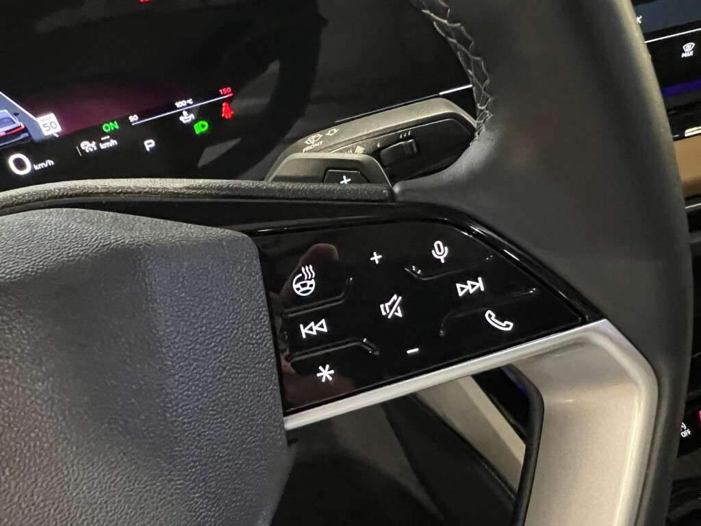 2025 Audi A5 PROGRESSIV quattro GLASS ROOF NAVIGATION ADPTIVE C thumb 23