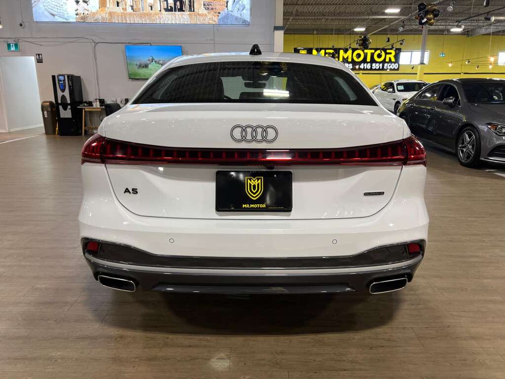 2025 Audi A5 PROGRESSIV quattro GLASS ROOF NAVIGATION ADPTIVE C alt 4