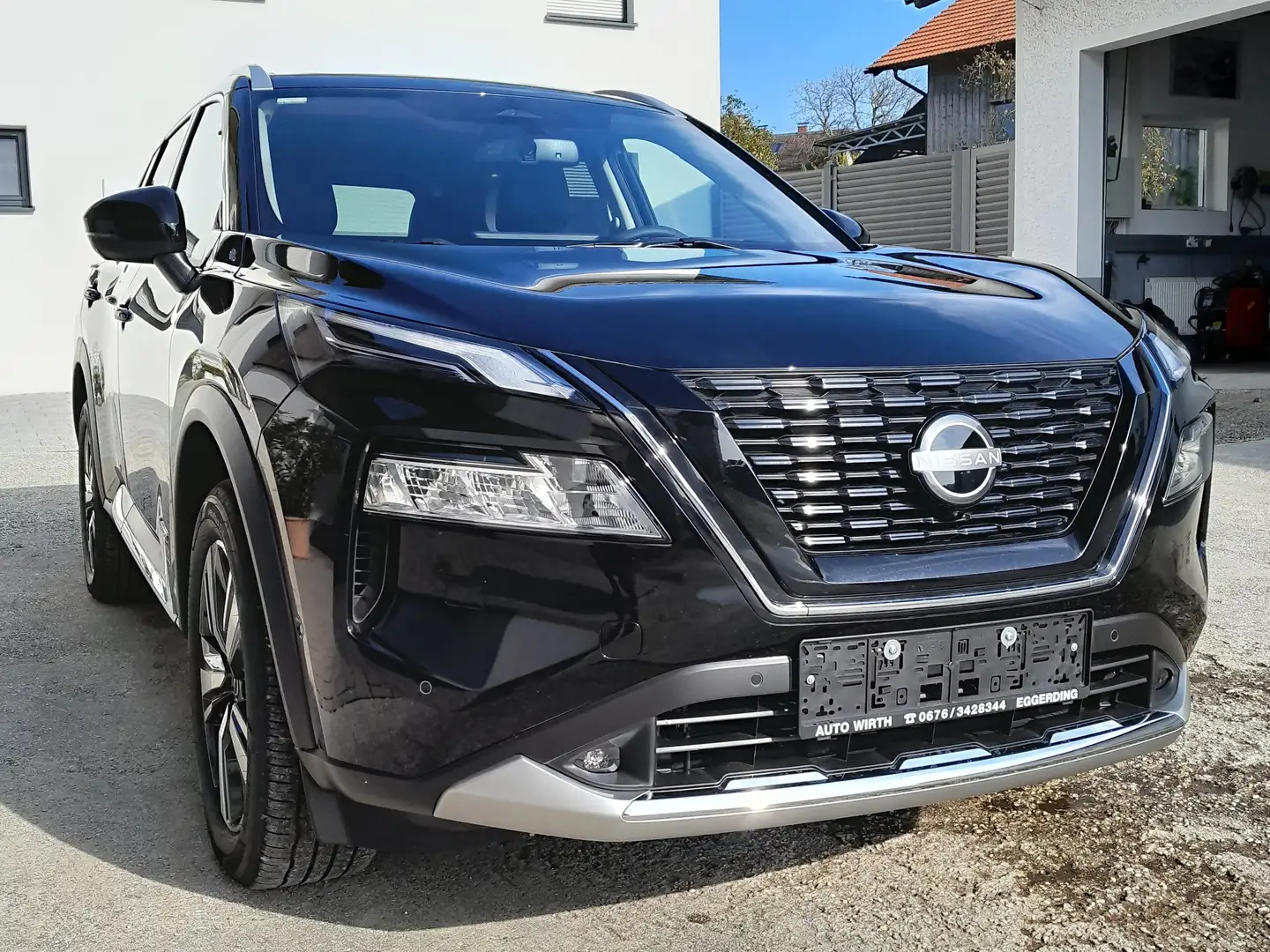 Nissan X-Trail 1,5 VC-T e-Power 4ORCE Allrad Tekna Schwarz - 1