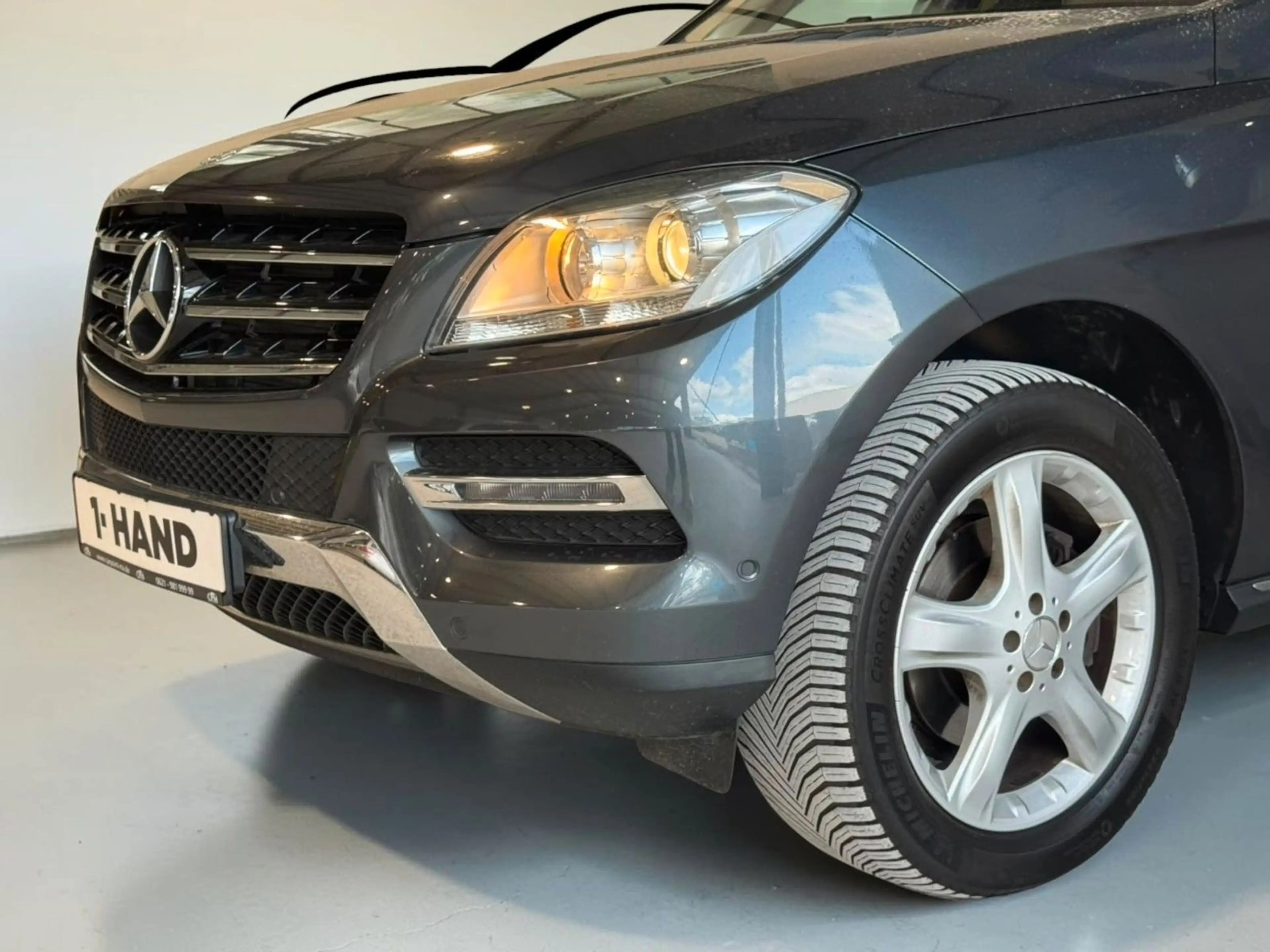 Mercedes-Benz ML 350 Leder Navi Xenon AHK *1.Hand* — photo 4