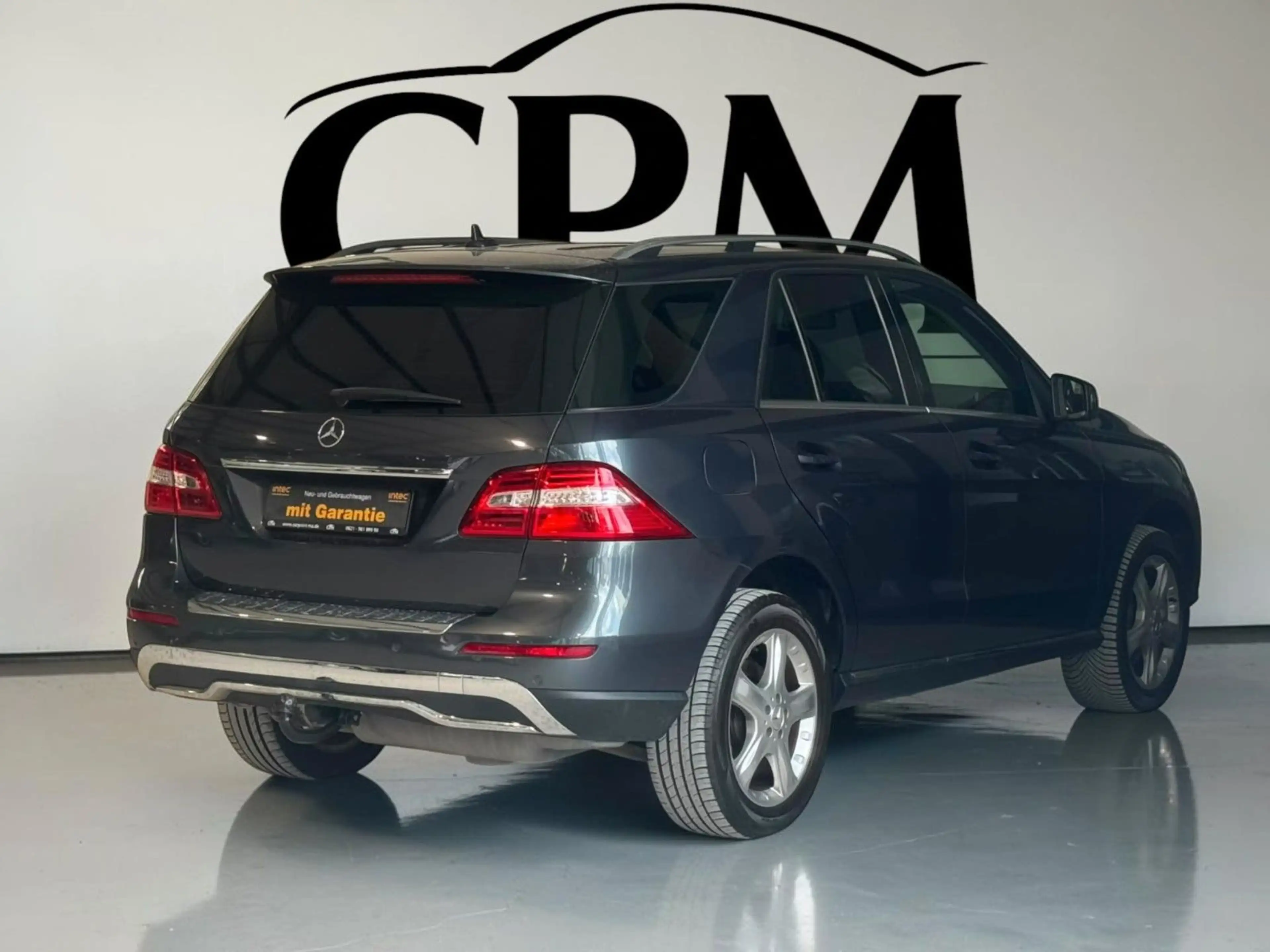 Mercedes-Benz ML 350 Leder Navi Xenon AHK *1.Hand* — photo 5