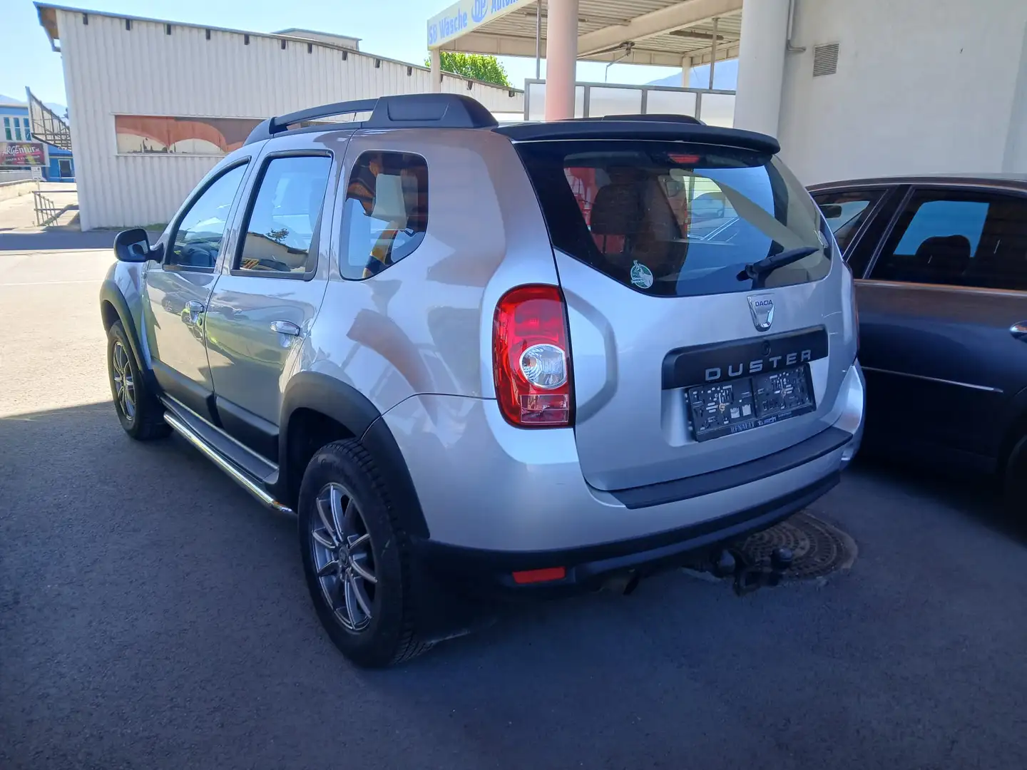 Dacia Duster Duster Laurèate 1,6 16V Laurèate Silber - 2