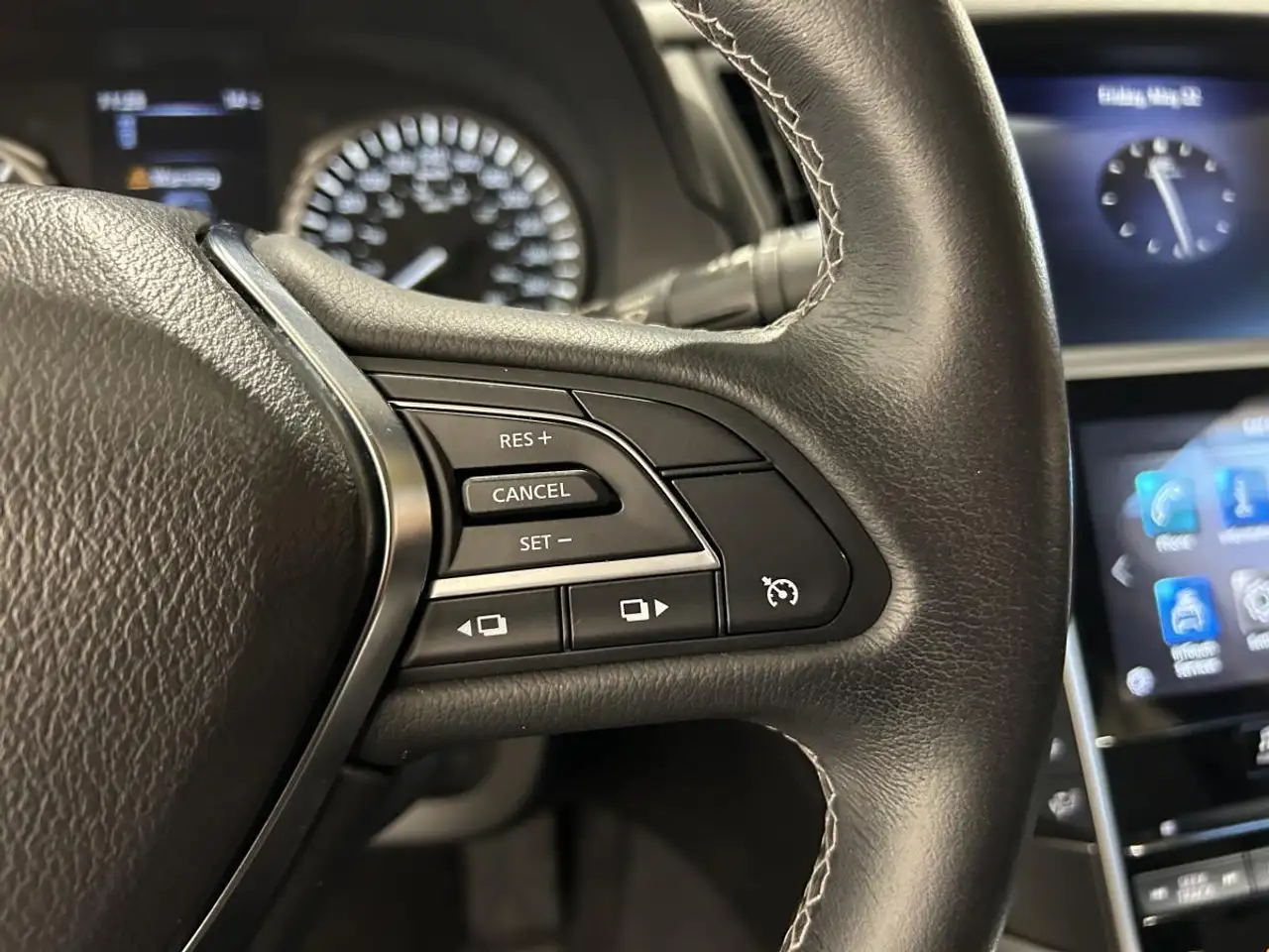 Infiniti Q50 снимка Infiniti Q50