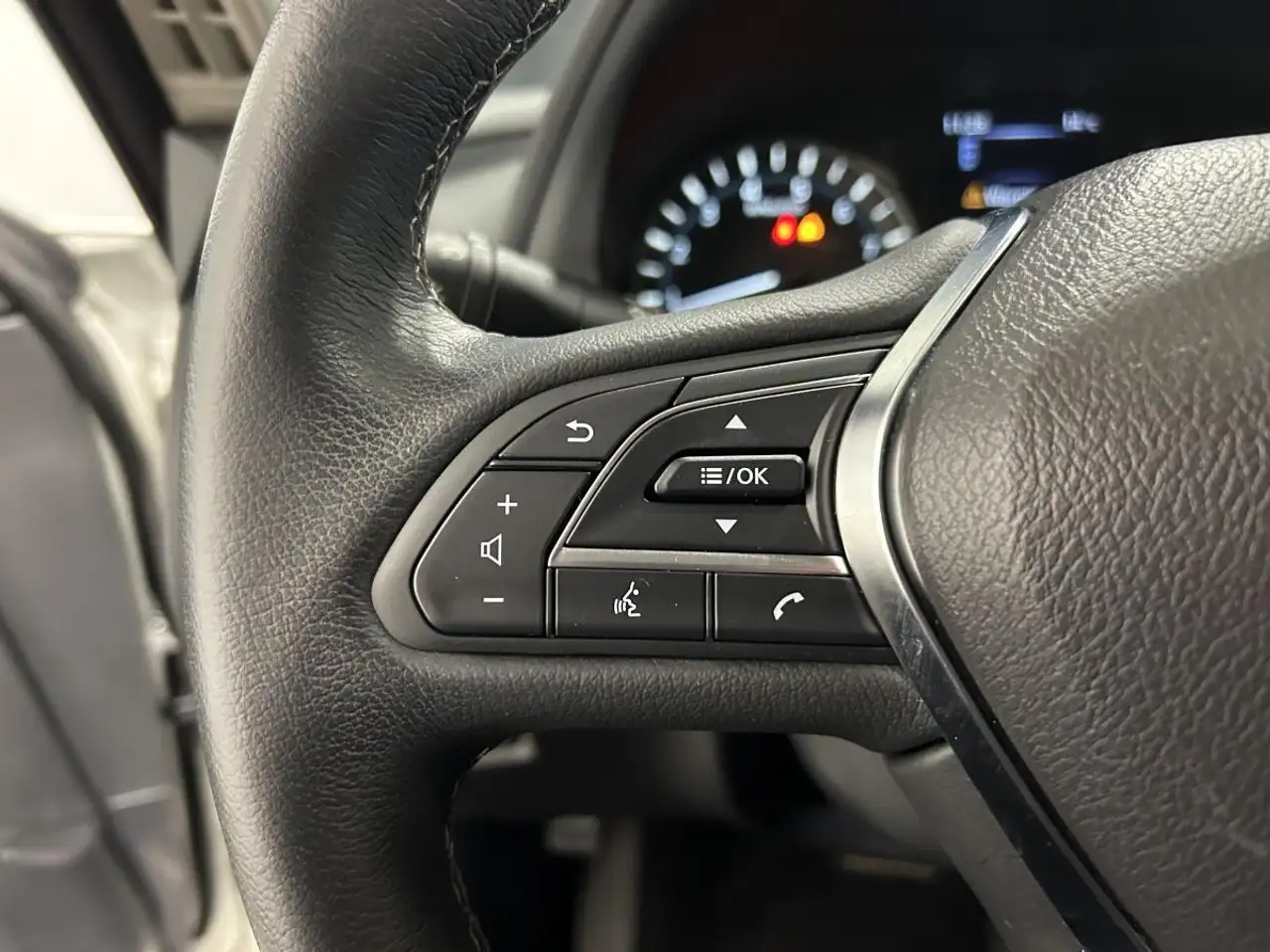 Infiniti Q50 снимка Infiniti Q50