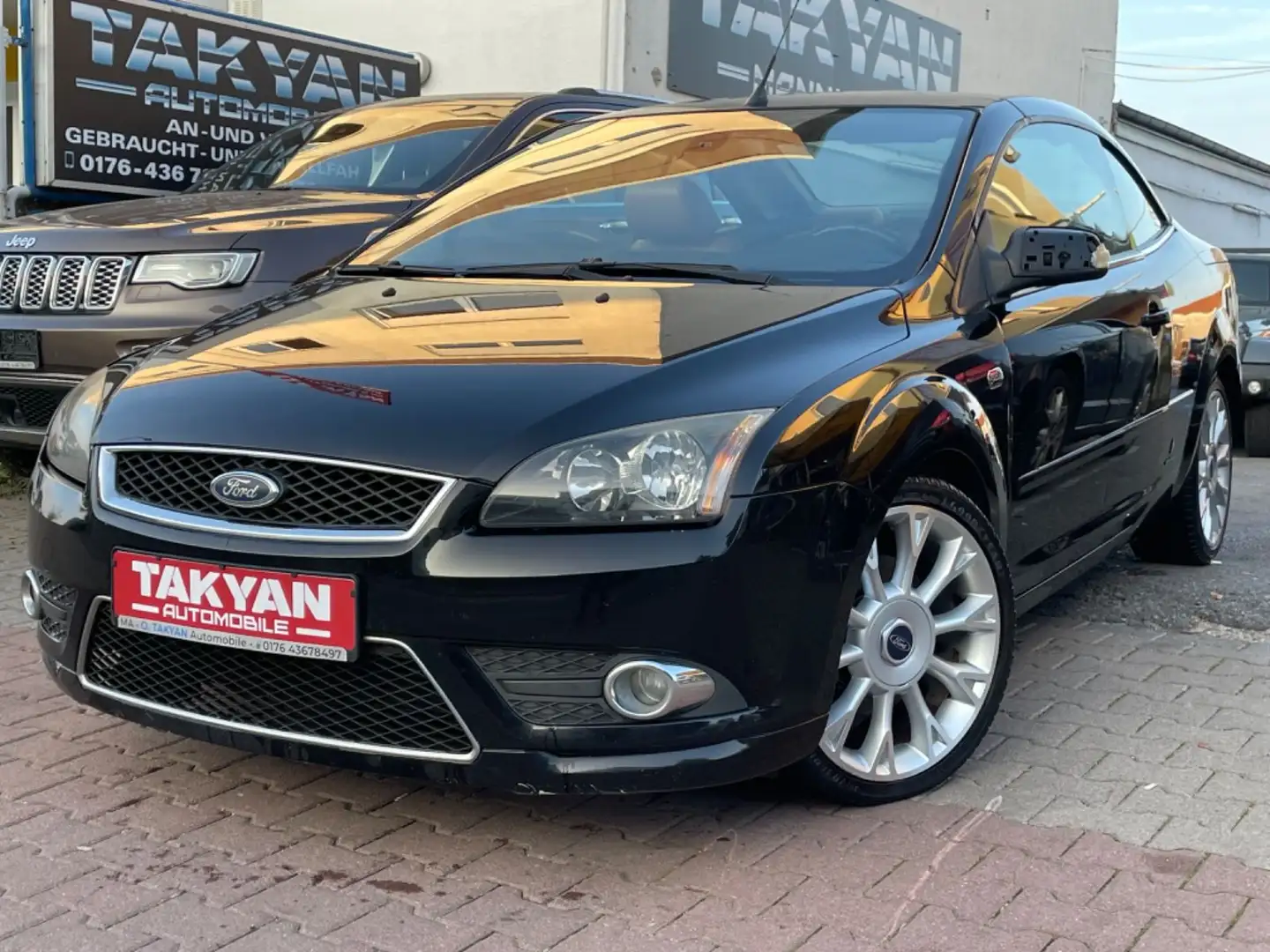 Ford Focus Cabrio Titanium Negru - 2