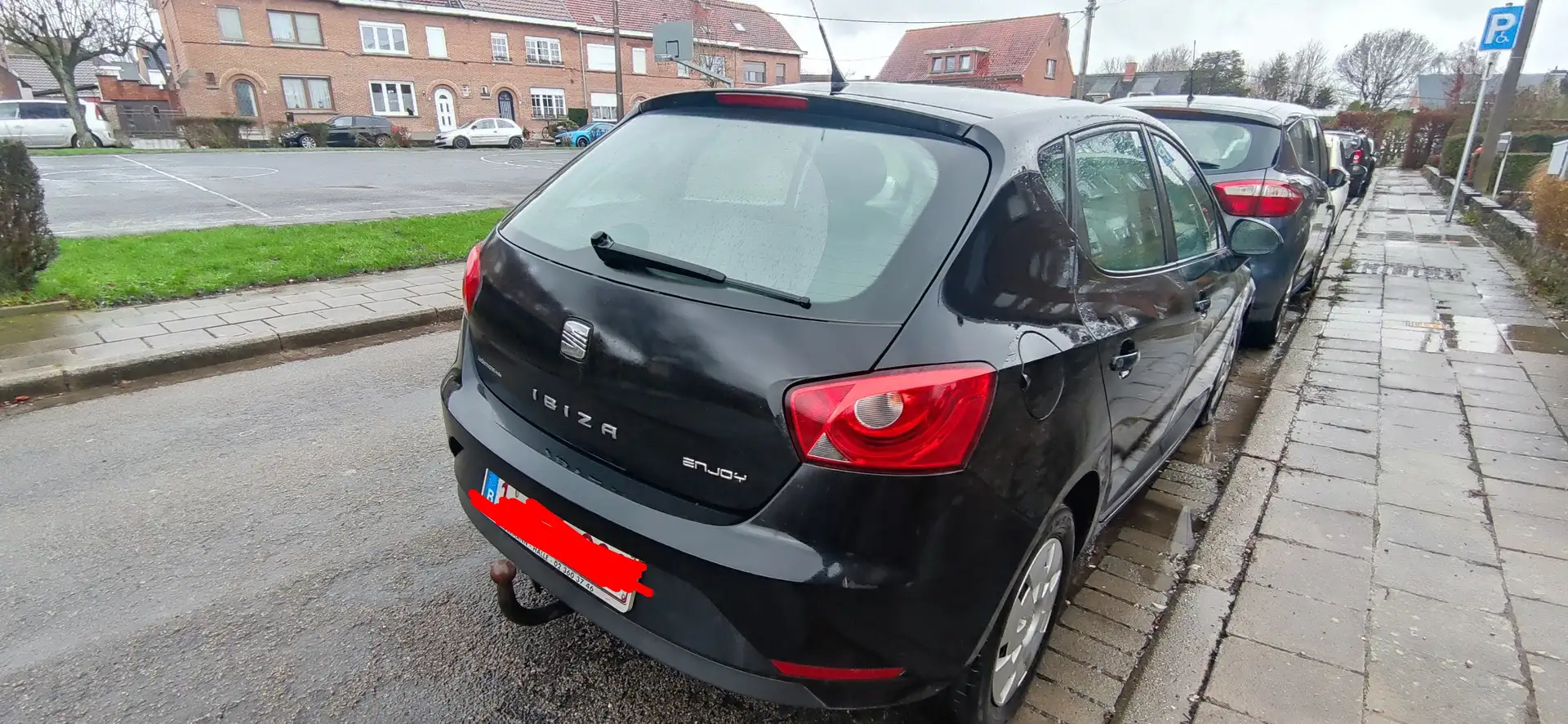 SEAT Ibiza Ibiza 1.2 CR TDi Enjoy Noir - 2