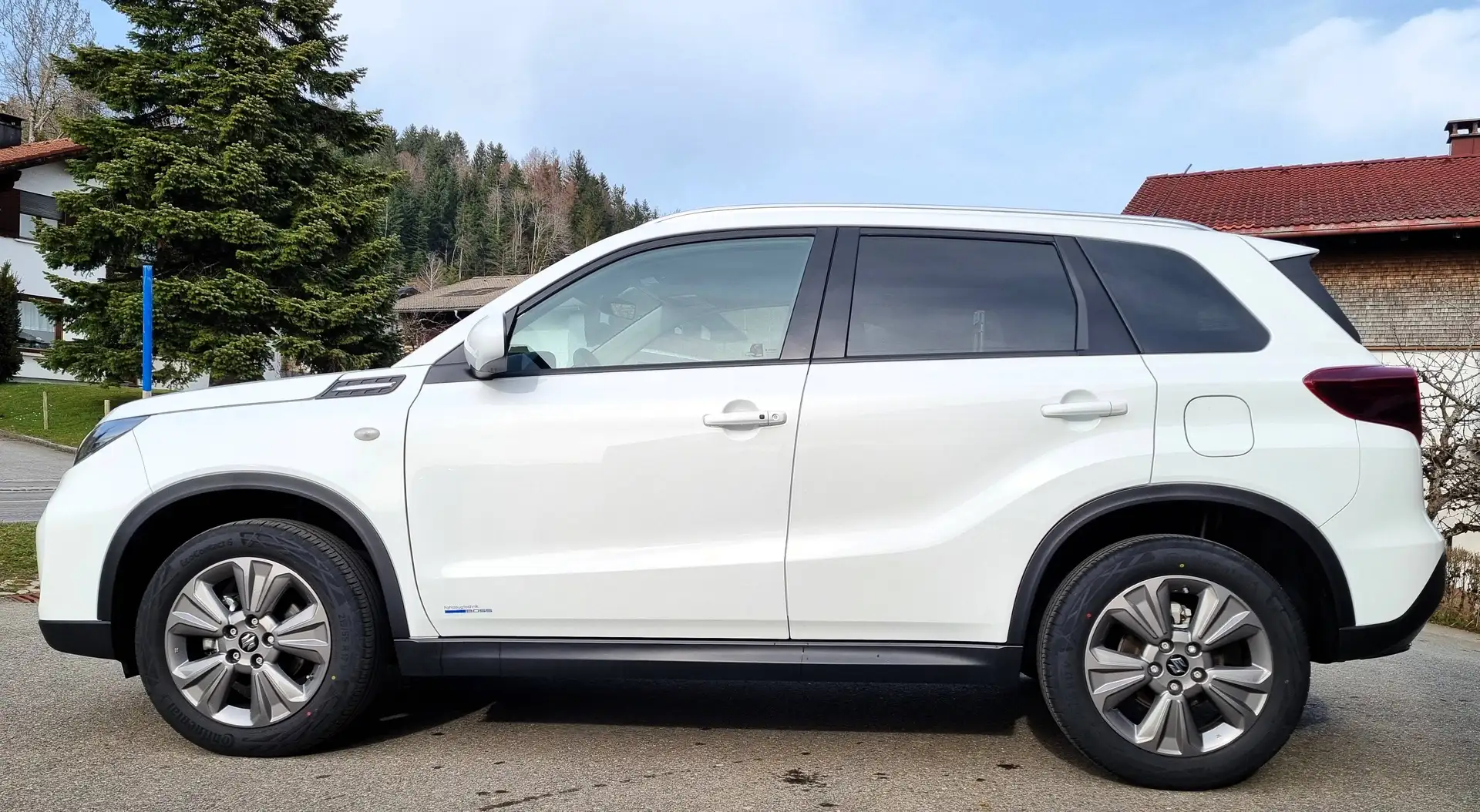 Suzuki Vitara 1.4 Mild-Hybrid ALLRAD shine - 2