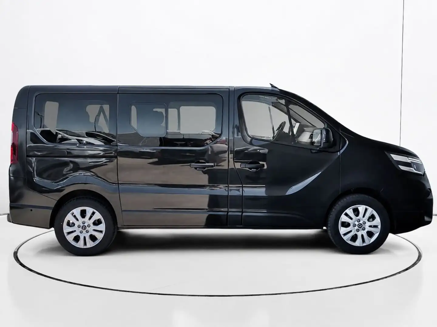 Nissan Primastar Combi 8 2.0dCi L1H1 1T Premium 150 Negro - 2