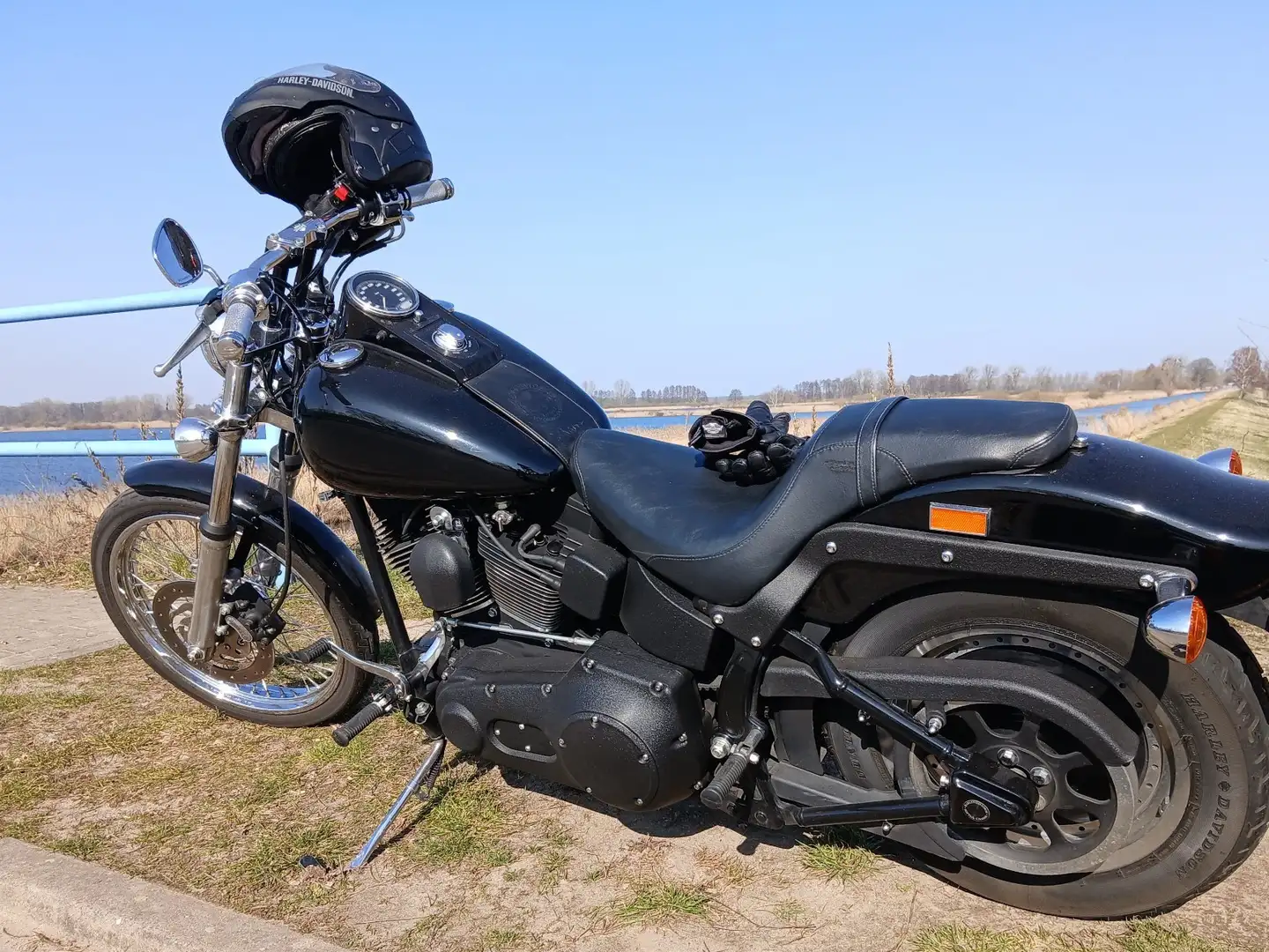 Harley-Davidson Night Train Fxstb Schwarz - 1