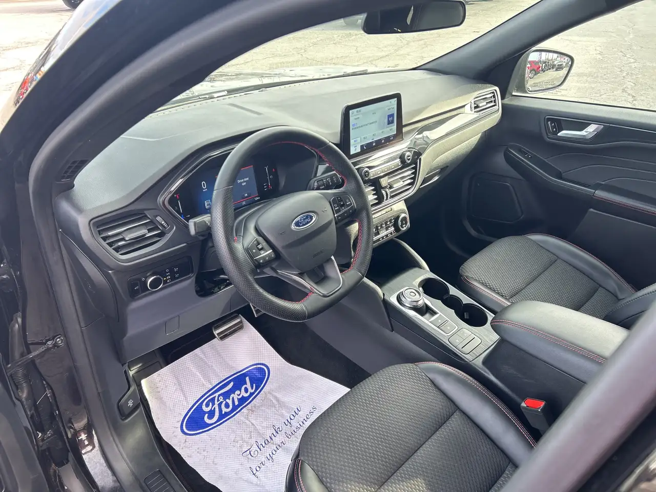 Ford Escape снимка Ford Escape
