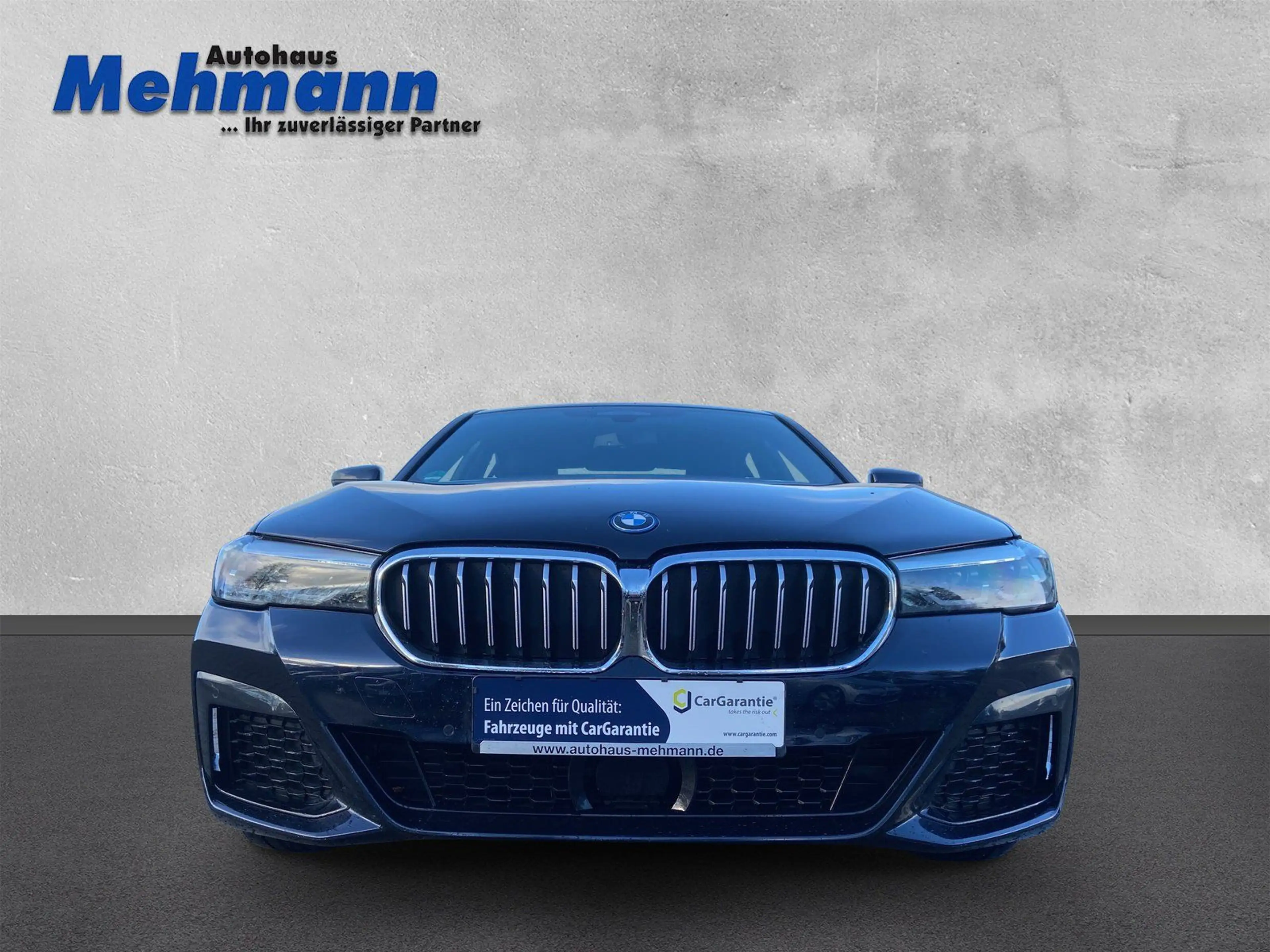 BMW 545 e xDrive M-Sport AHK*Leder*Kamera* — photo 2