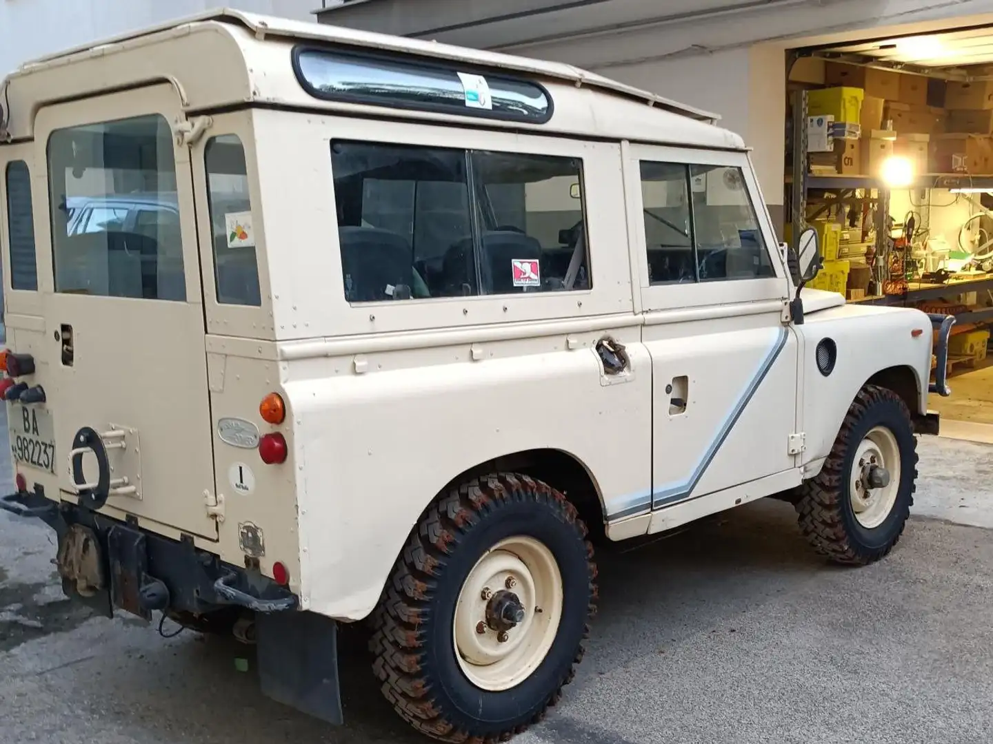 Land Rover land rover serie III 88 Béžová - 2