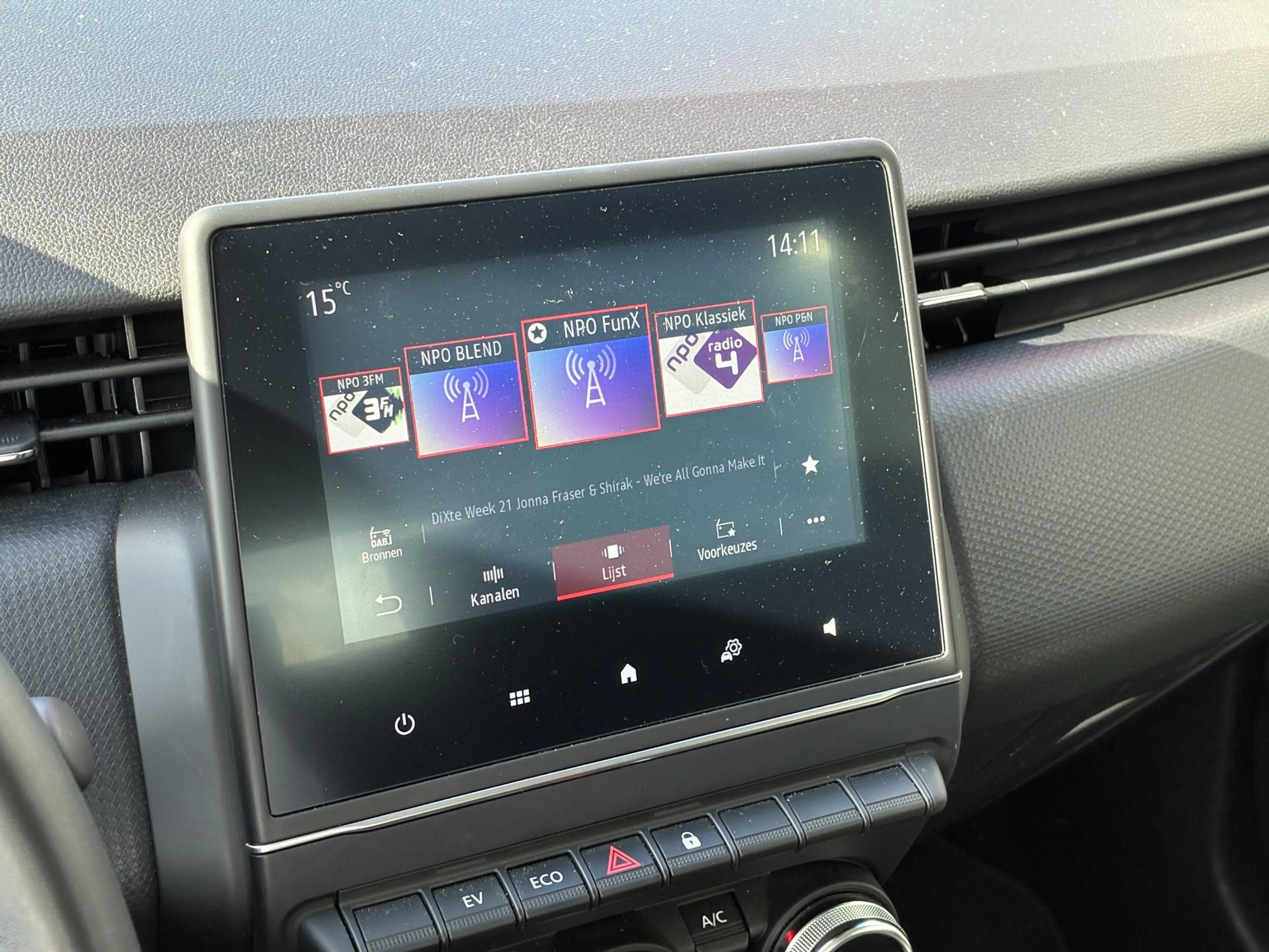 Renault Clio 1.6 E-Tech Hybrid 145 Equilibre | Cruise | Sensore — photo 11