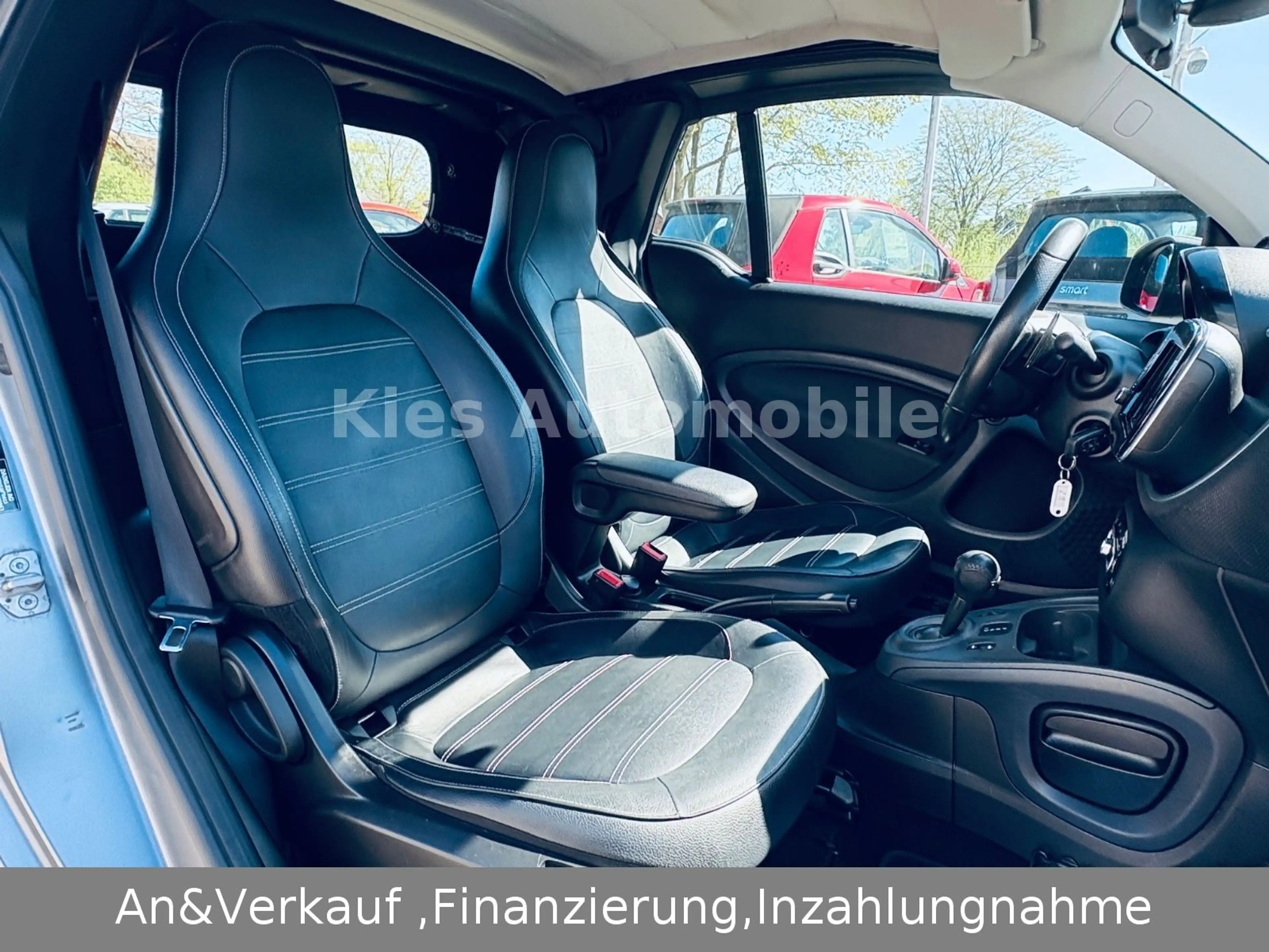 smart forTwo Cabrio Prime Sport 90Ps AUTOM/LEDER/NAVI — photo 12