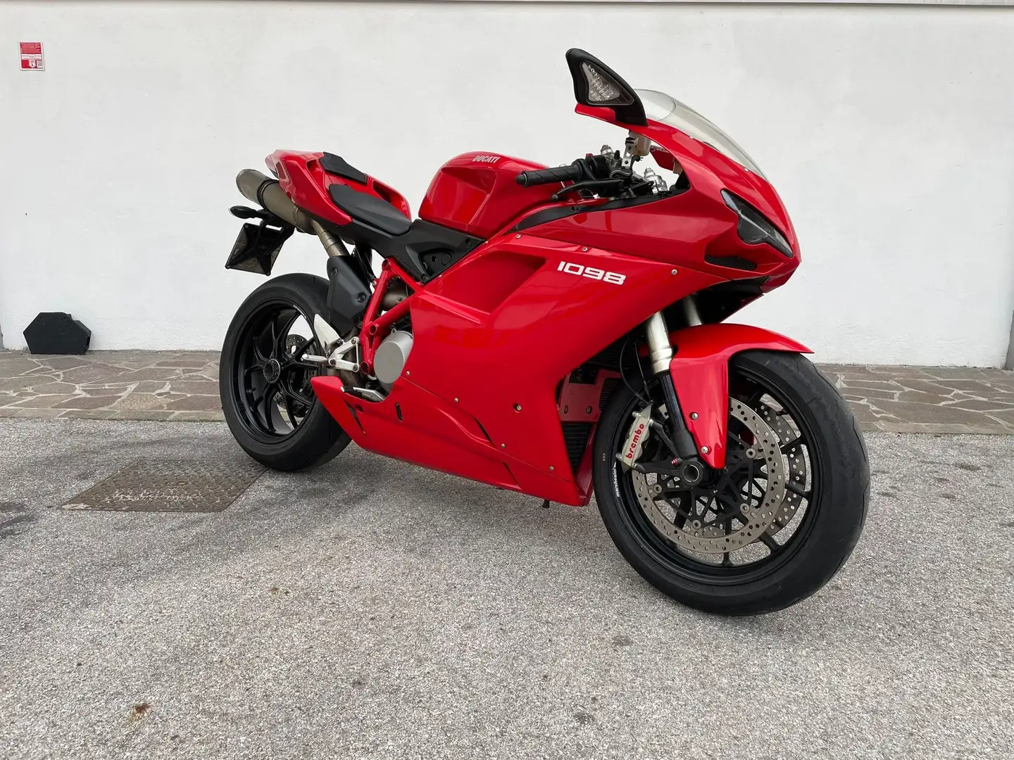 Ducati 1098 Червоний - 1